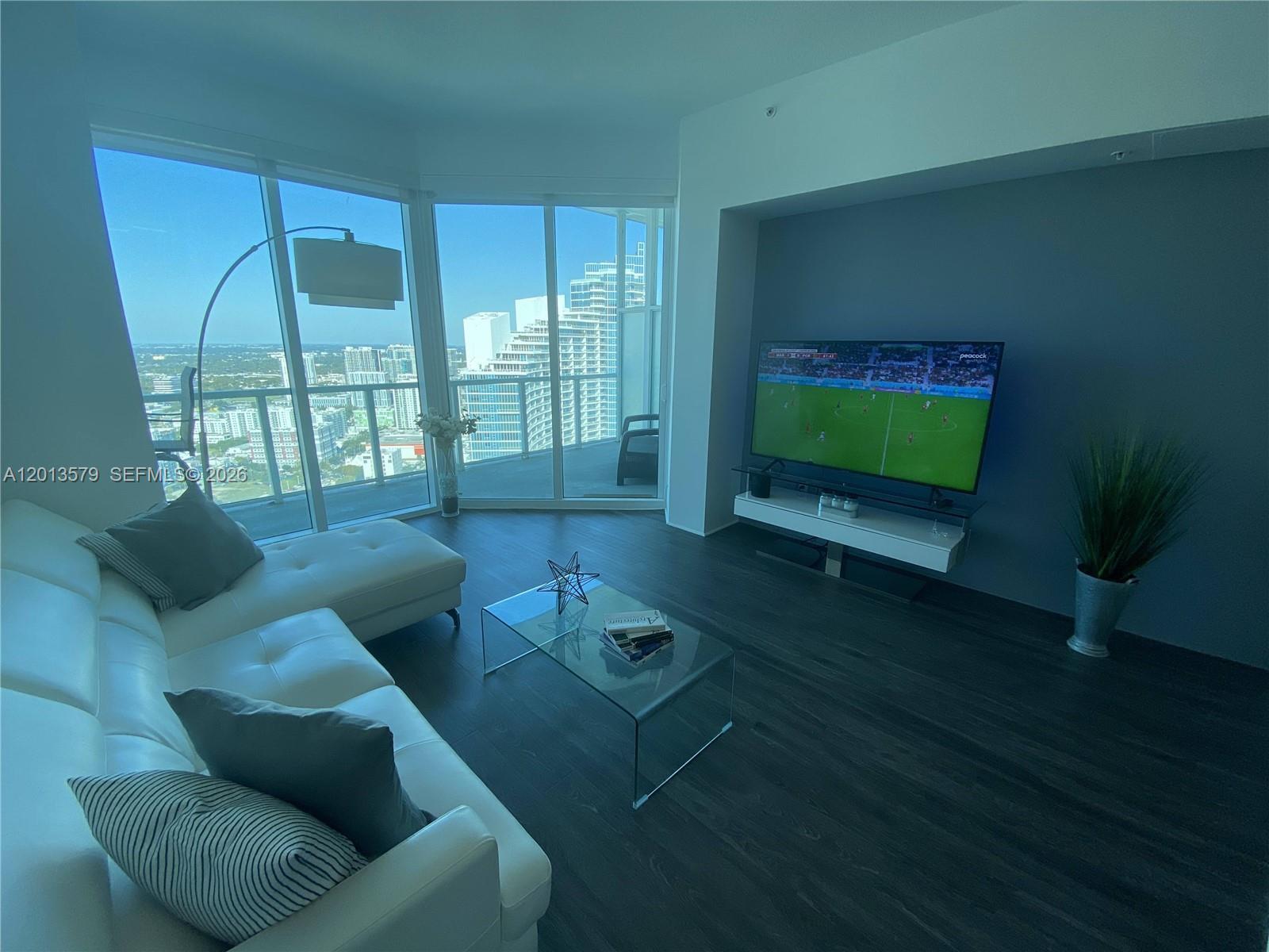 1900 N Bayshore Drive # 4116, Miami FL 33132