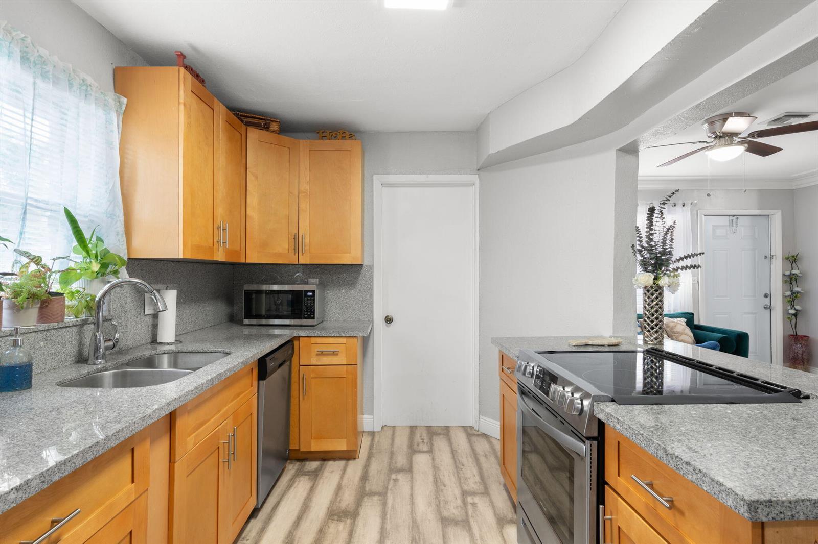 1241 NW 30th Avenue, Fort Lauderdale FL 33311 photo 2