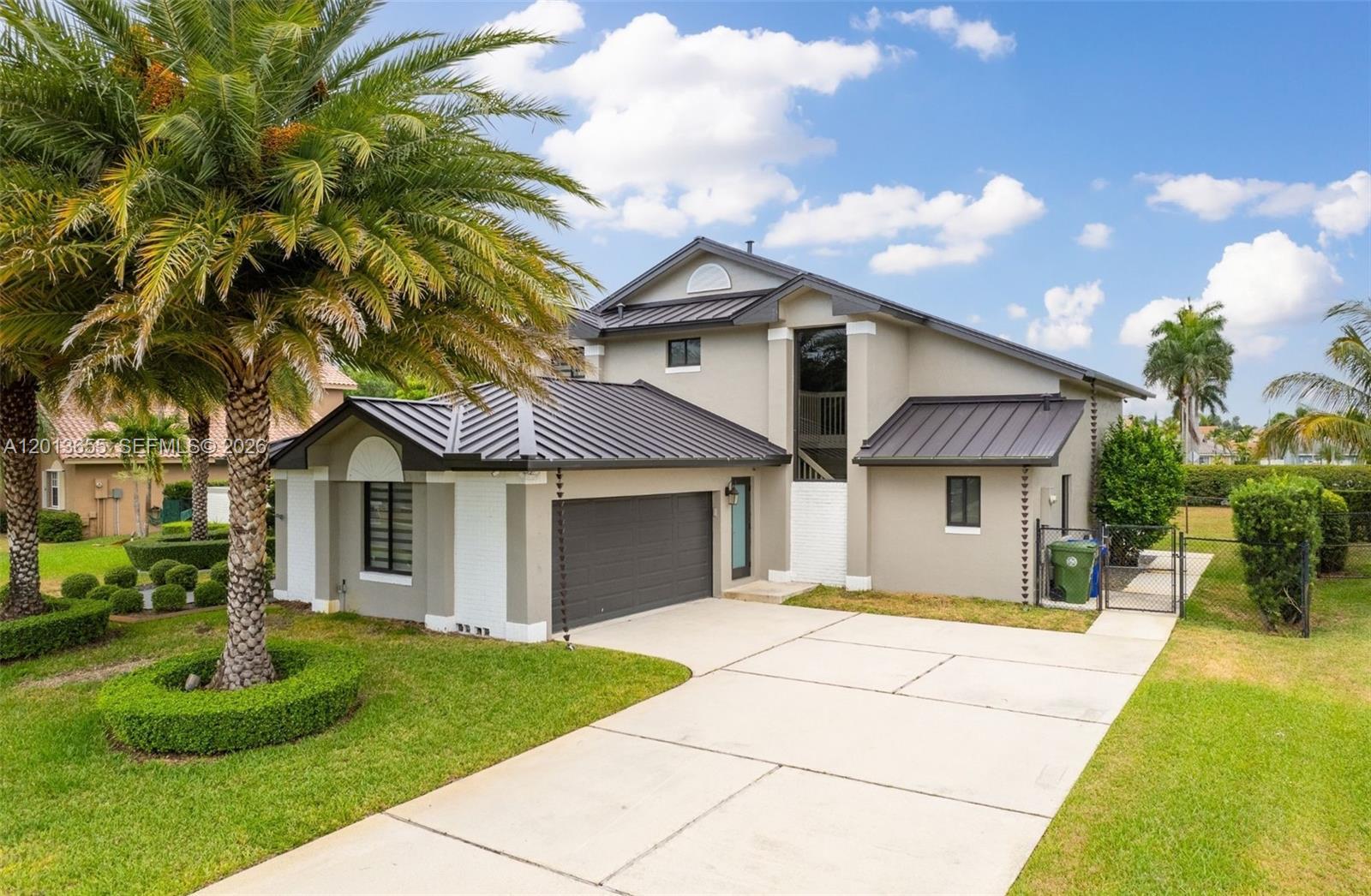 19811 NW 8th St, Pembroke Pines FL 33029