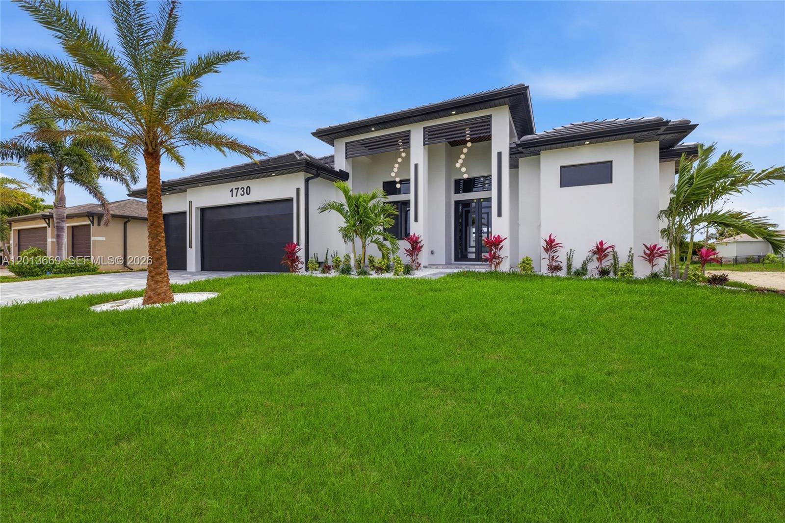 1730 SW 38th LN, Cape Coral FL 33914 photo 4
