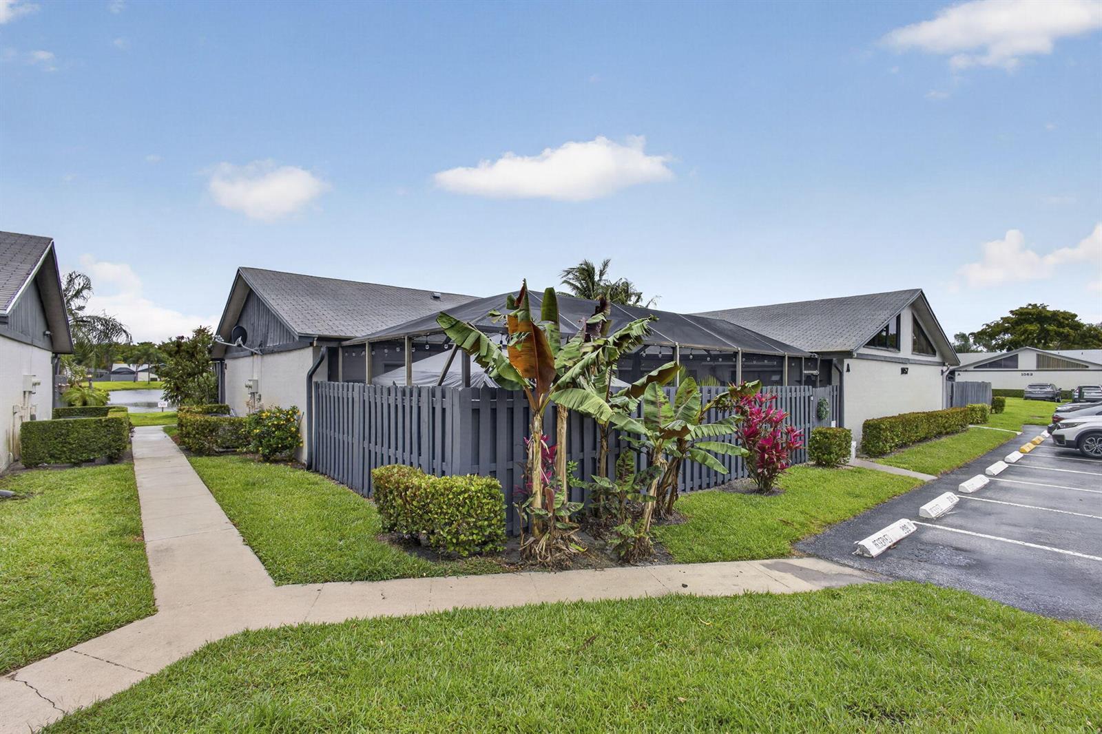 1057 Summit Trail Circle # B, West Palm Beach FL 33415 photo 3