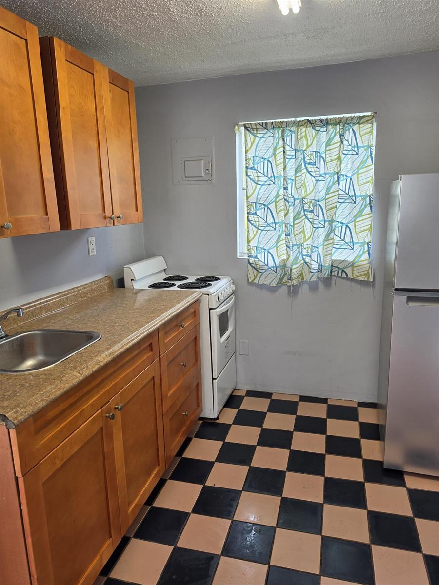 5926 Taft Street, Hollywood FL 33021