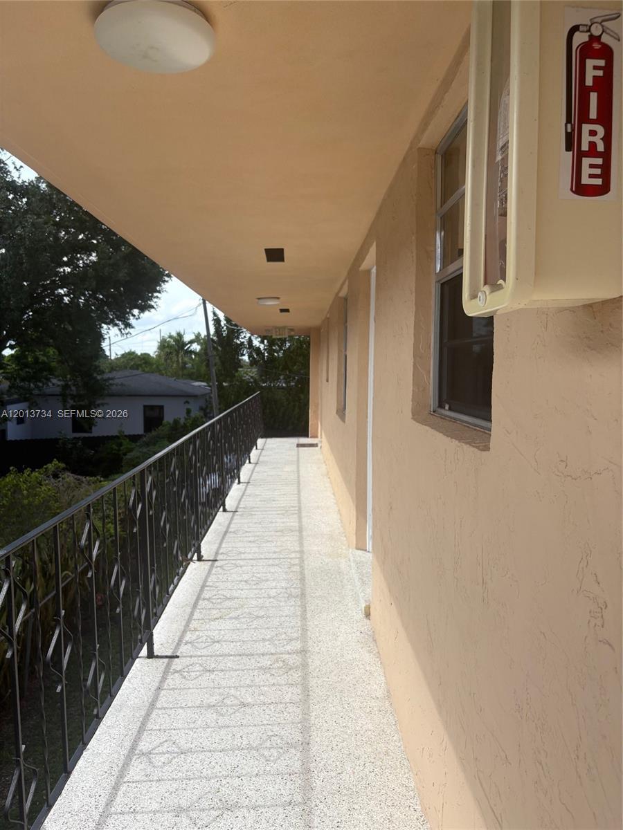 6373 SW 8th St # 5, Miami FL 33144 photo 2