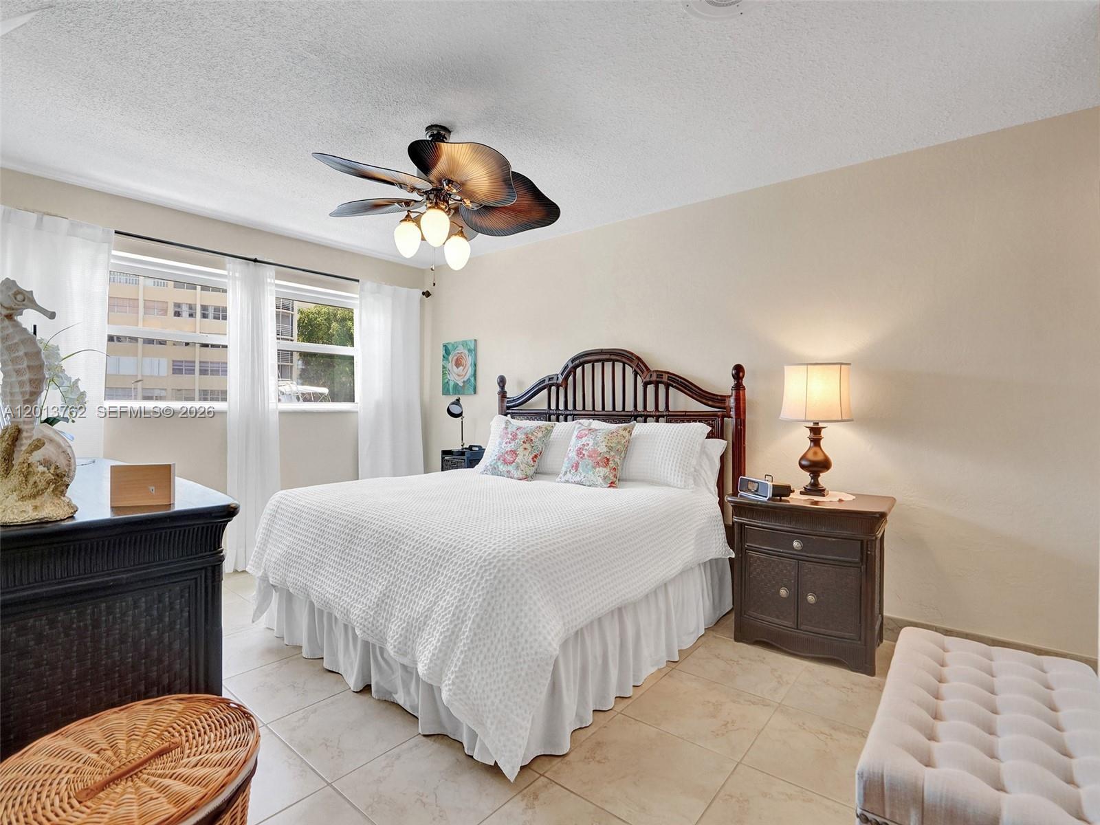 2600 Diana Dr # 105, Hallandale Beach FL 33009 photo 4