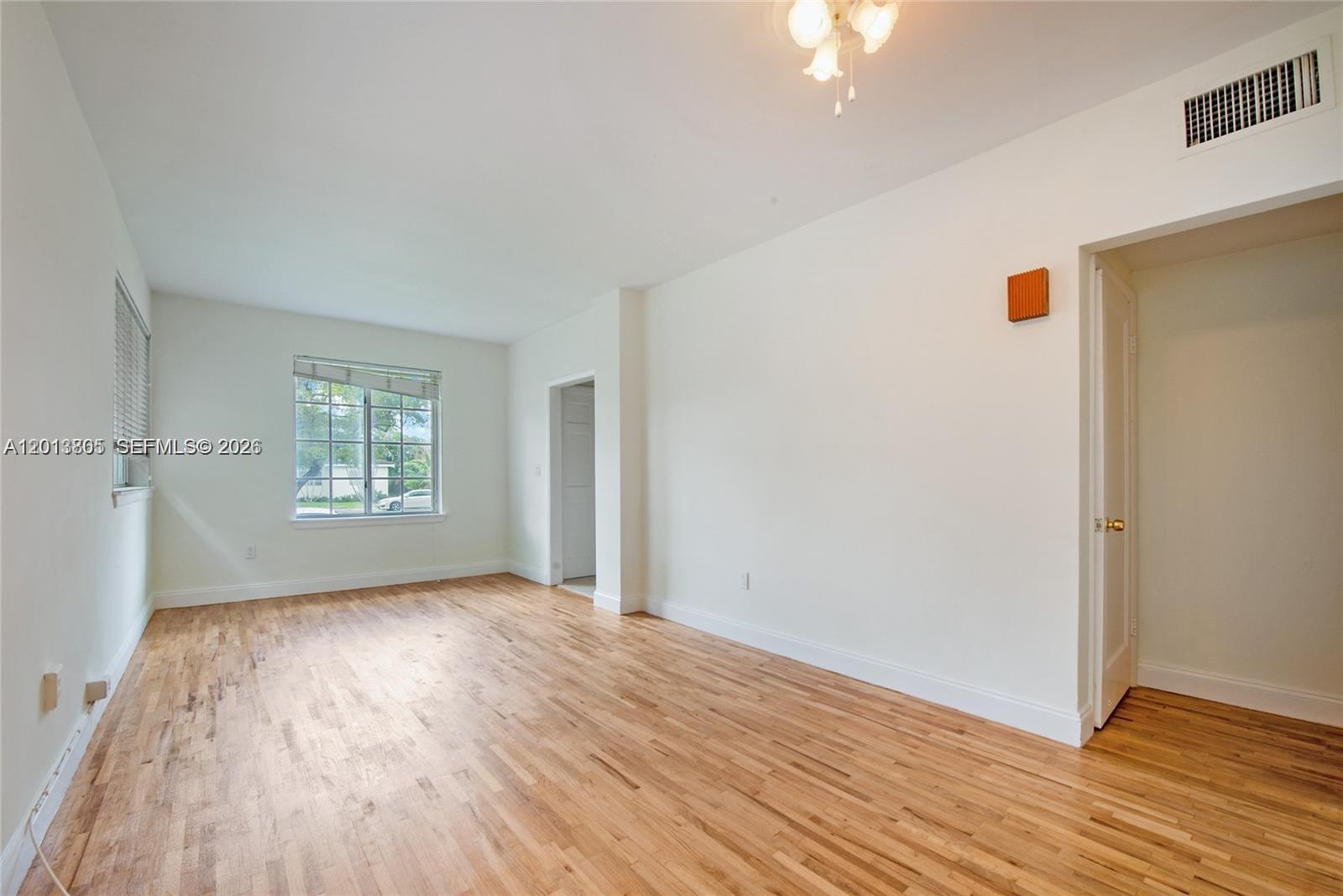 3808 Ponce De Leon Blvd, Coral Gables FL 33134 photo 2