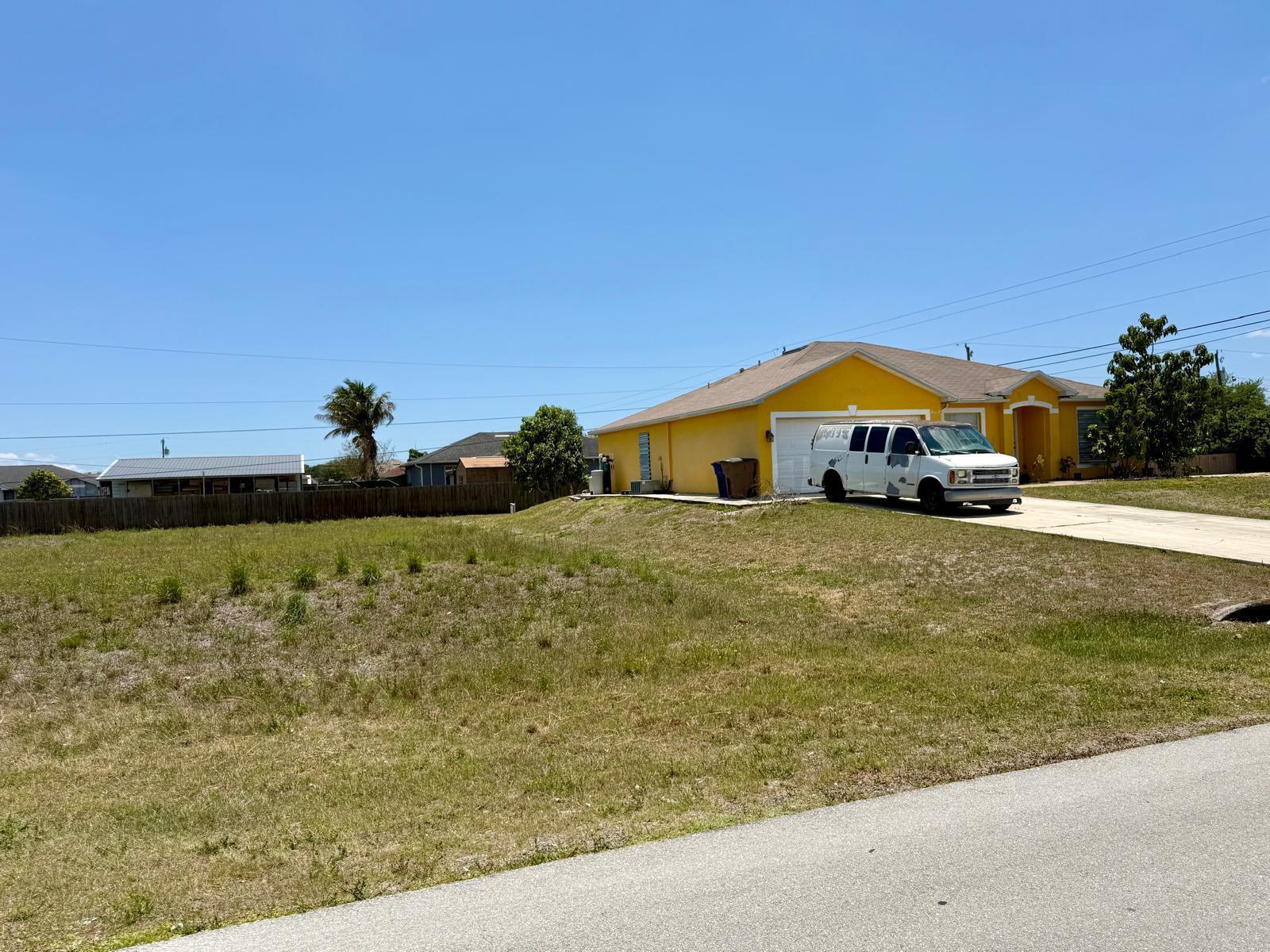 4517 7th Street W, Lehigh Acres FL 33971 photo 4