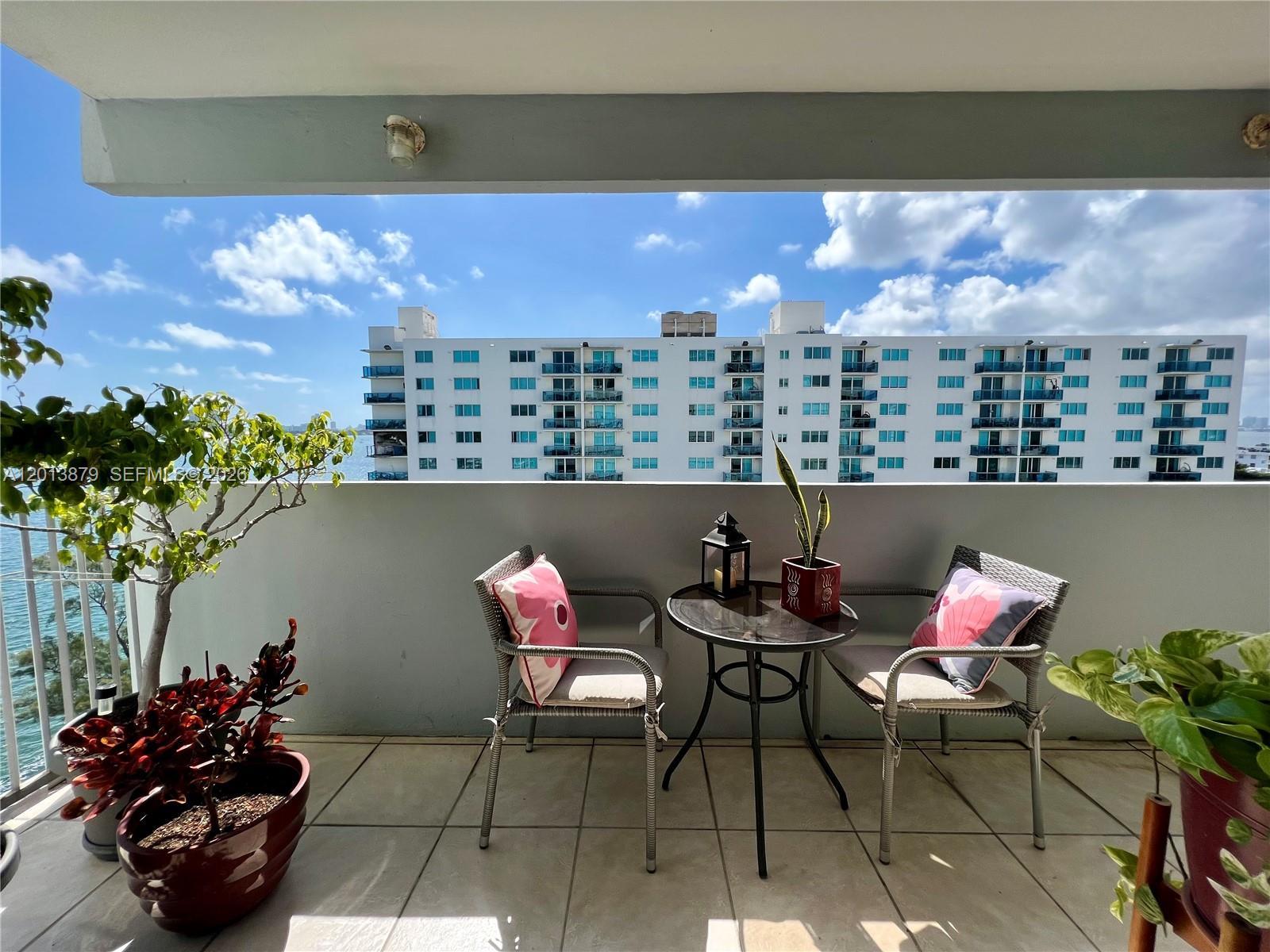 7545 E Treasure Dr # 8I, North Bay Village FL 33141 photo 5