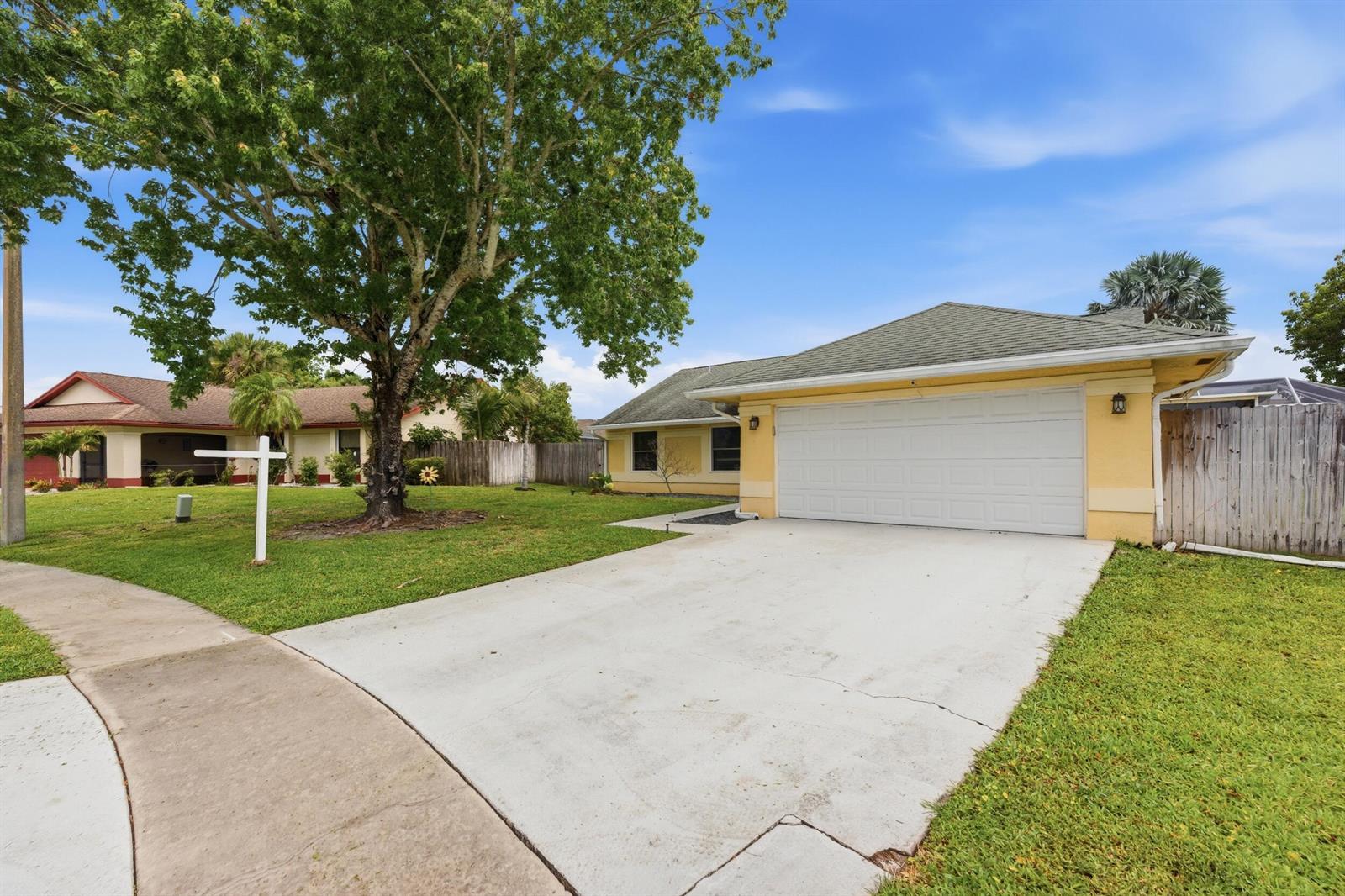 145 Roycourt Circle, Royal Palm Beach FL 33411 photo 3