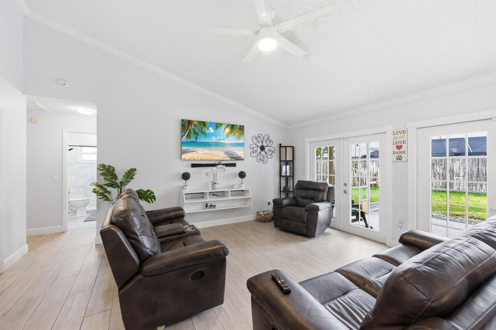 145 Roycourt Circle, Royal Palm Beach FL 33411 photo 5