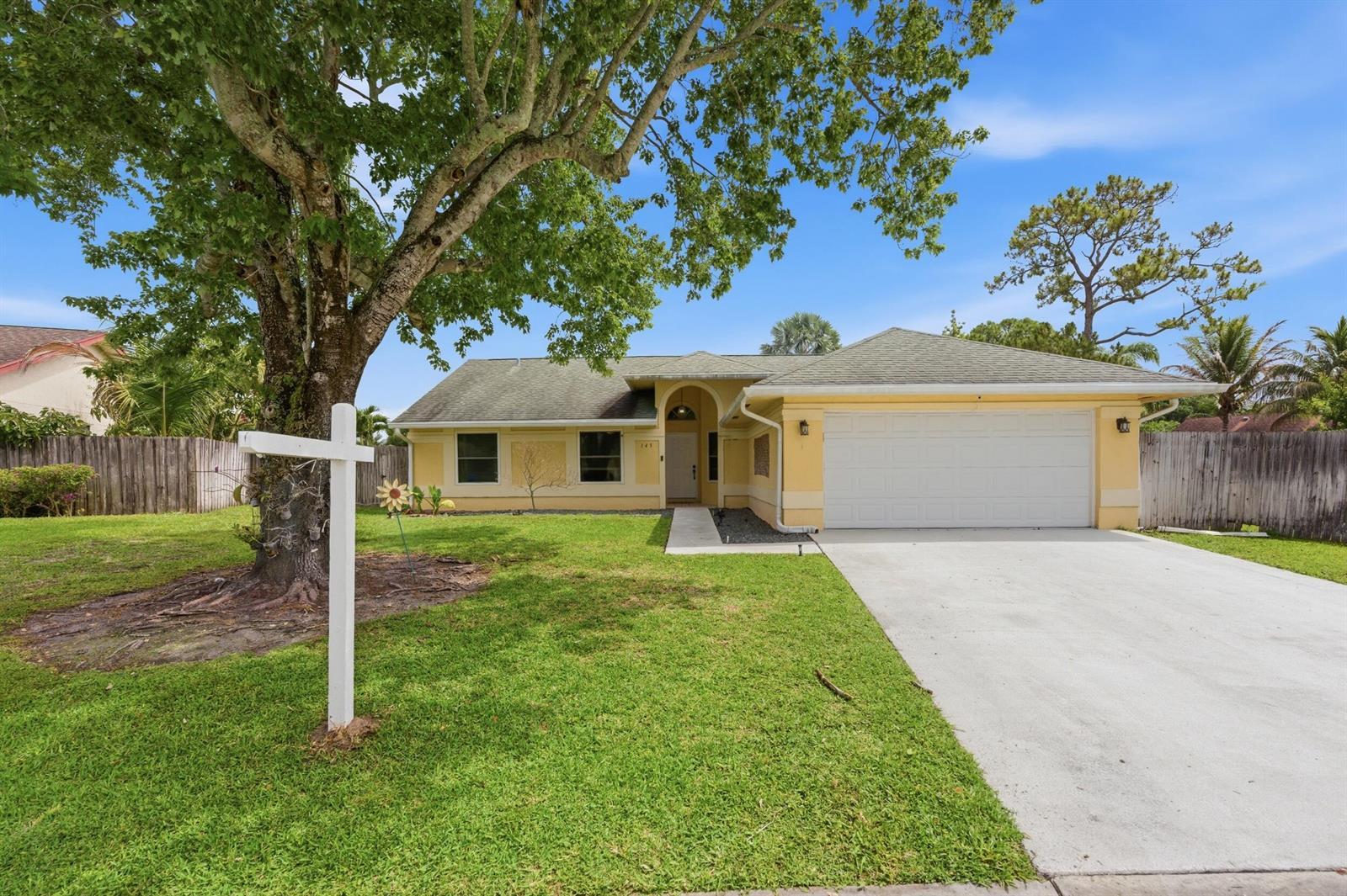 145 Roycourt Circle, Royal Palm Beach FL 33411 photo 4