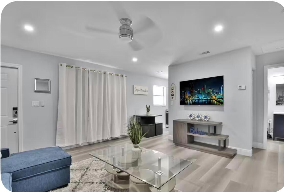 708 SW 16th Avenue # 4, Fort Lauderdale FL 33312 photo 3