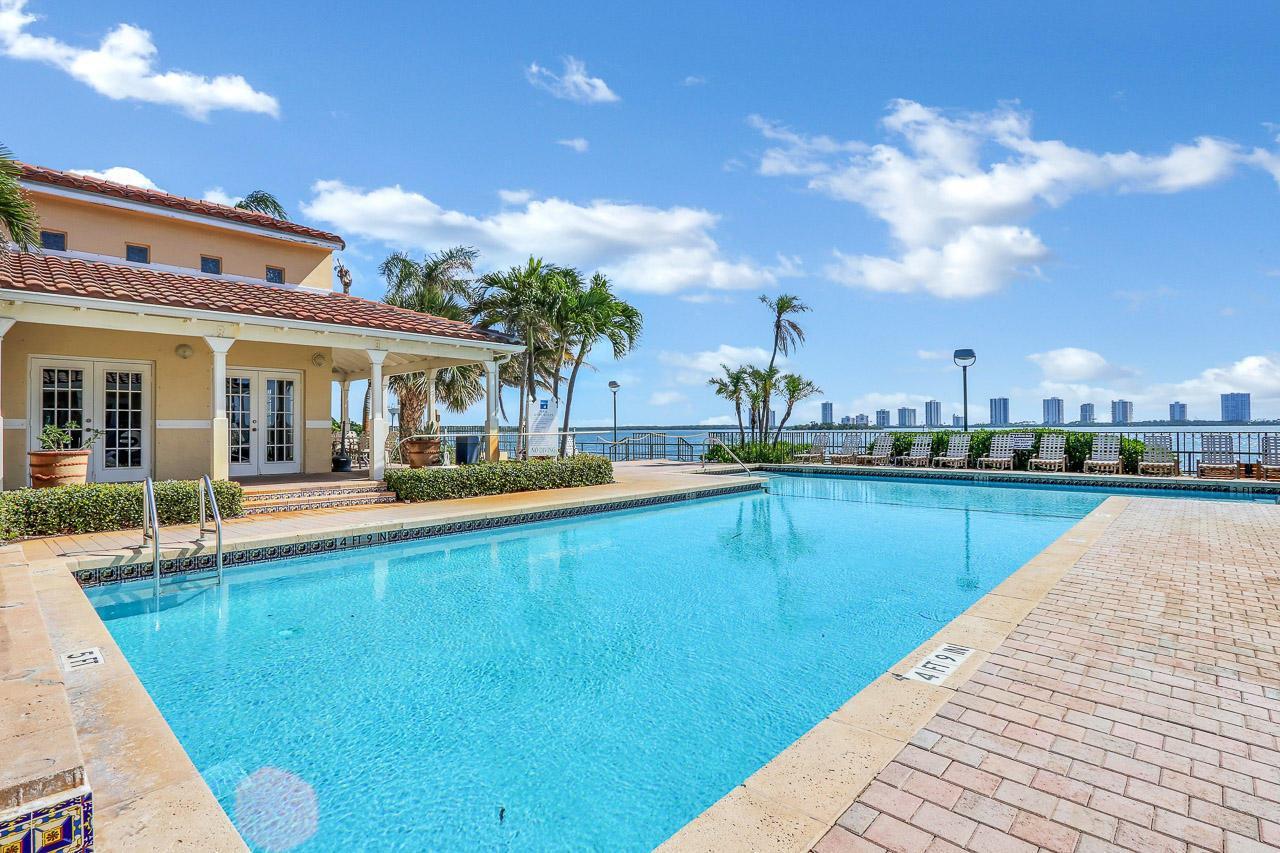 1045 Lake Shore Drive # 202, Lake Park FL 33403 photo 4