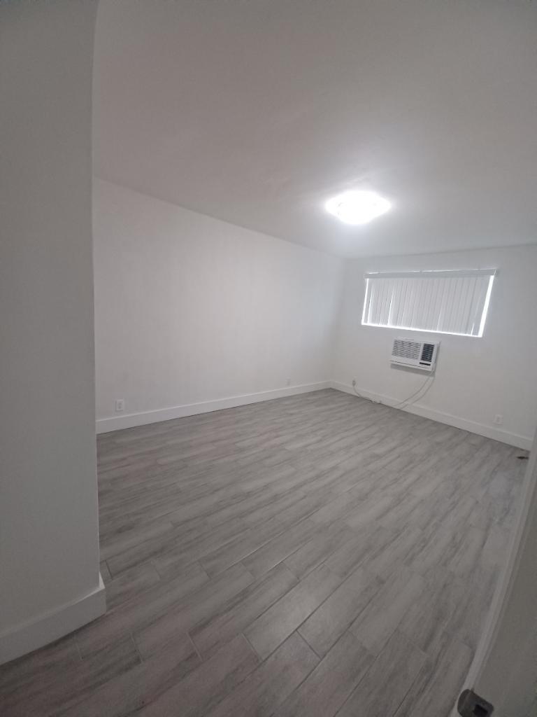 24 SW 13th Street # 5, Dania Beach FL 33004 photo 4