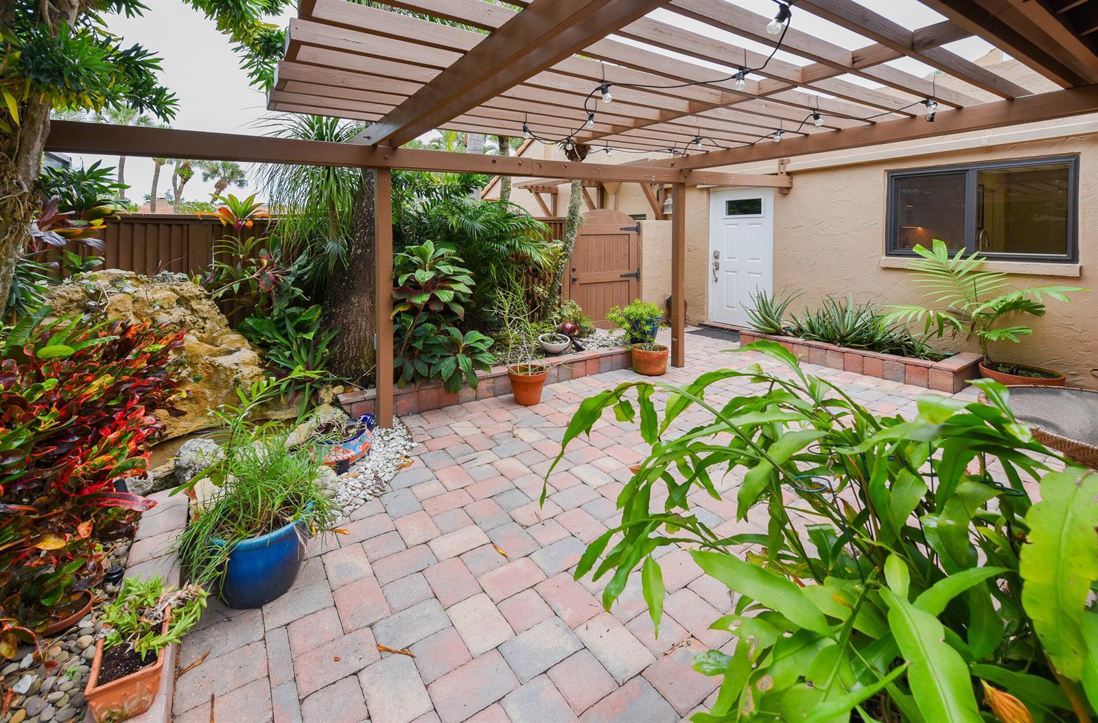 6548 Patio Lane, Boca Raton FL 33433