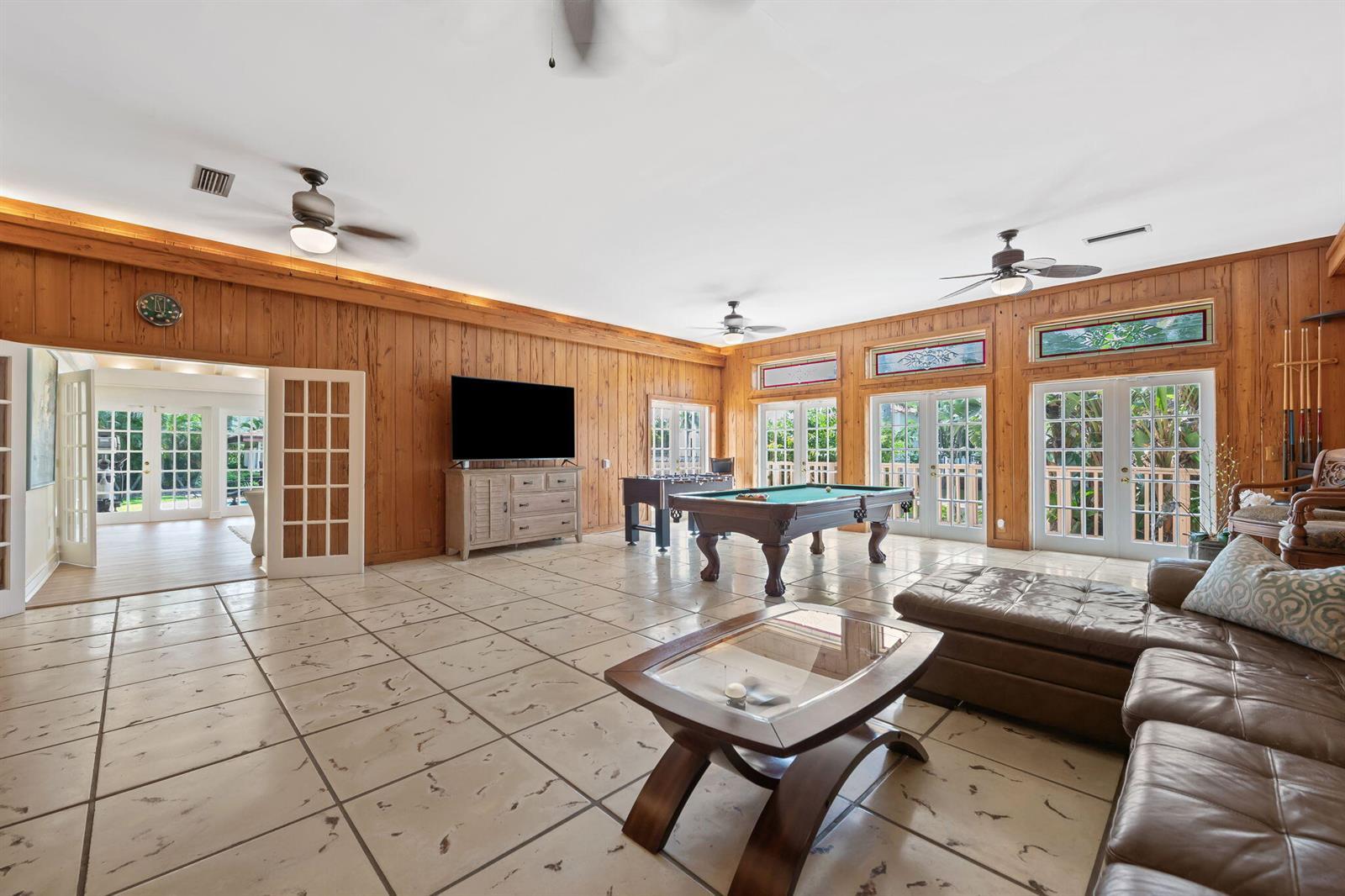 2400 Delmar Place, Fort Lauderdale FL 33301 photo 4