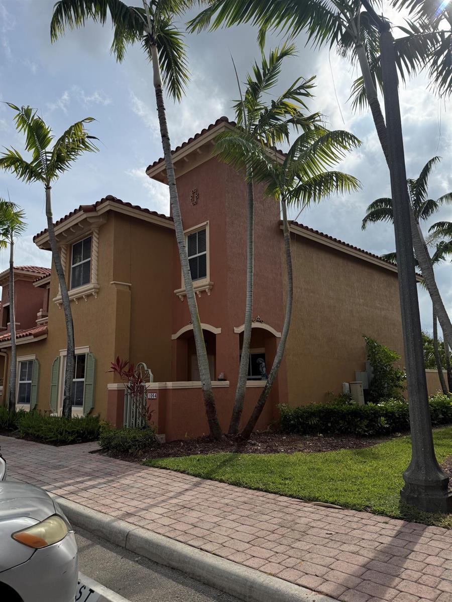 1064 SW 144th Avenue # 807, Pembroke Pines FL 33027 photo 2