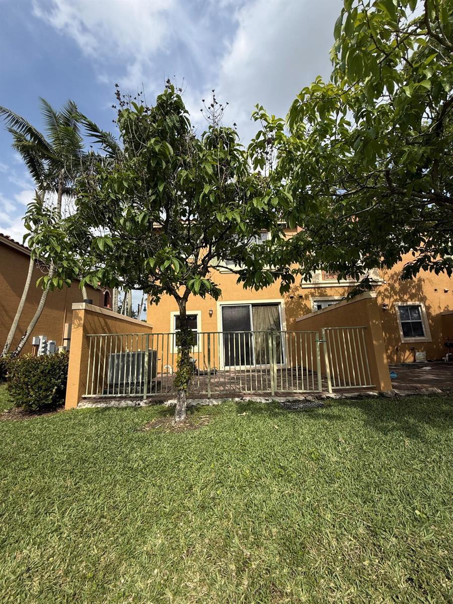 1064 SW 144th Avenue # 807, Pembroke Pines FL 33027 photo 5