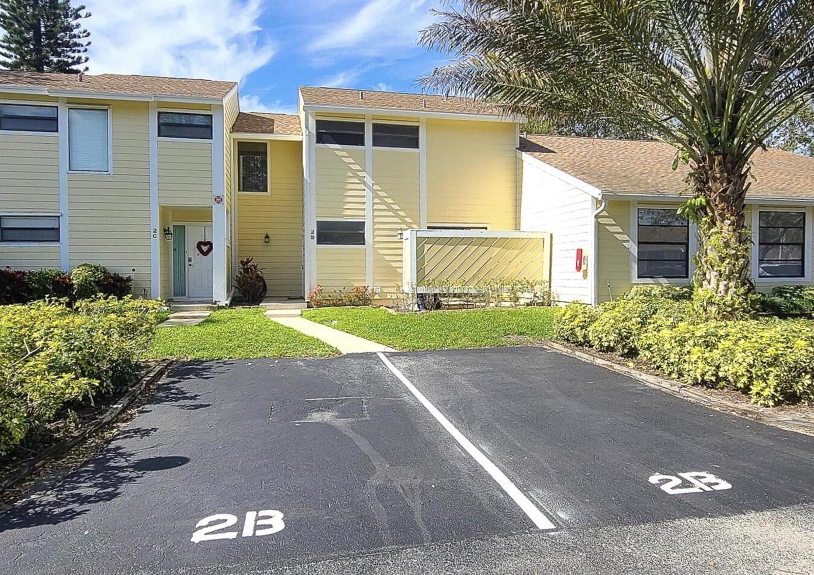 402 Lakewood Court # 2b, Jupiter FL 33458