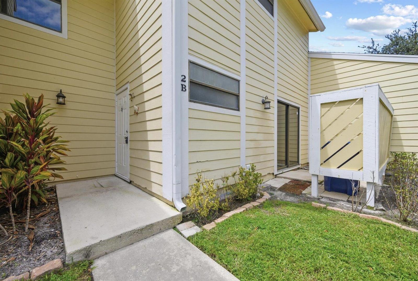 402 Lakewood Court # 2b, Jupiter FL 33458 photo 4