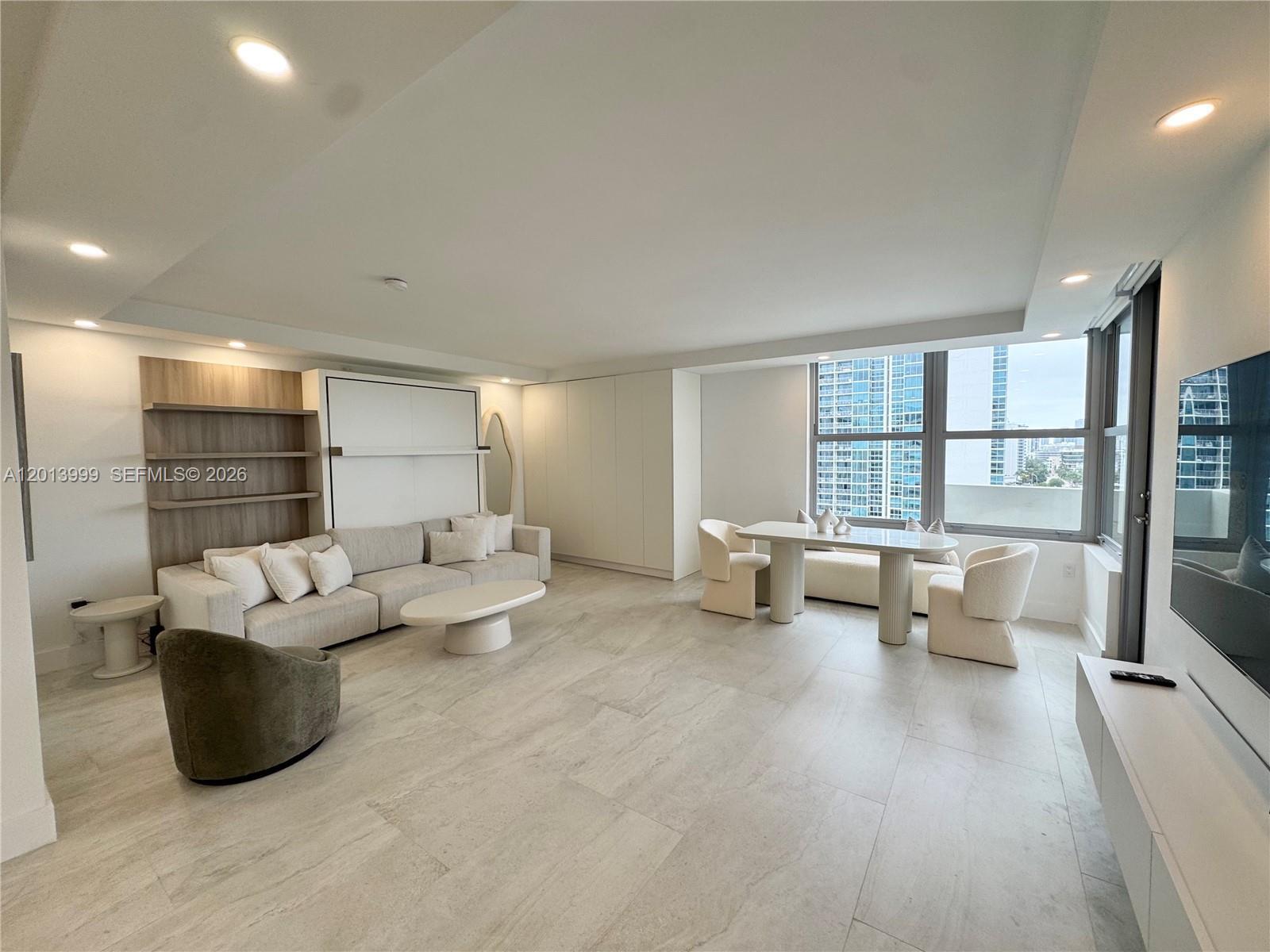 2899 Collins Ave # 1414, Miami Beach FL 33140 photo 2