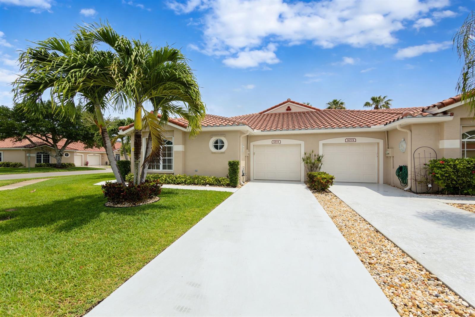 6419 Long Key Lane, Boynton Beach FL 33472 photo 2
