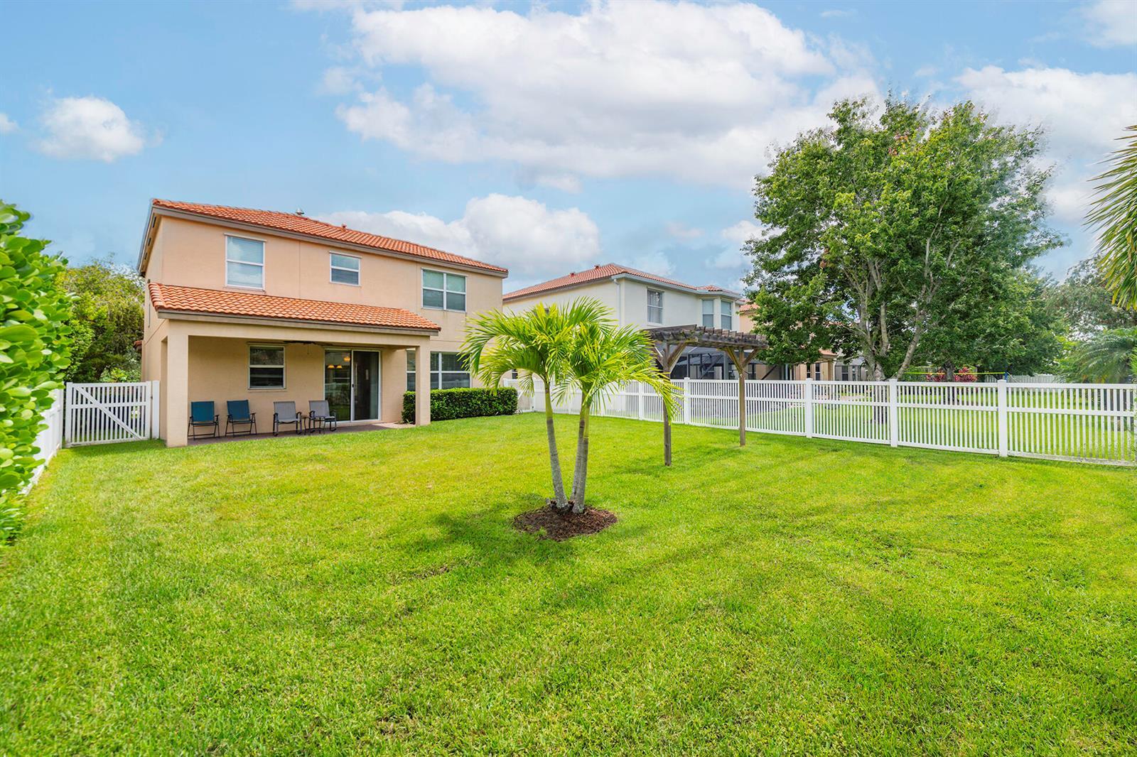 11953 SW Bennington Circle, Port St. Lucie FL 34987 photo 2