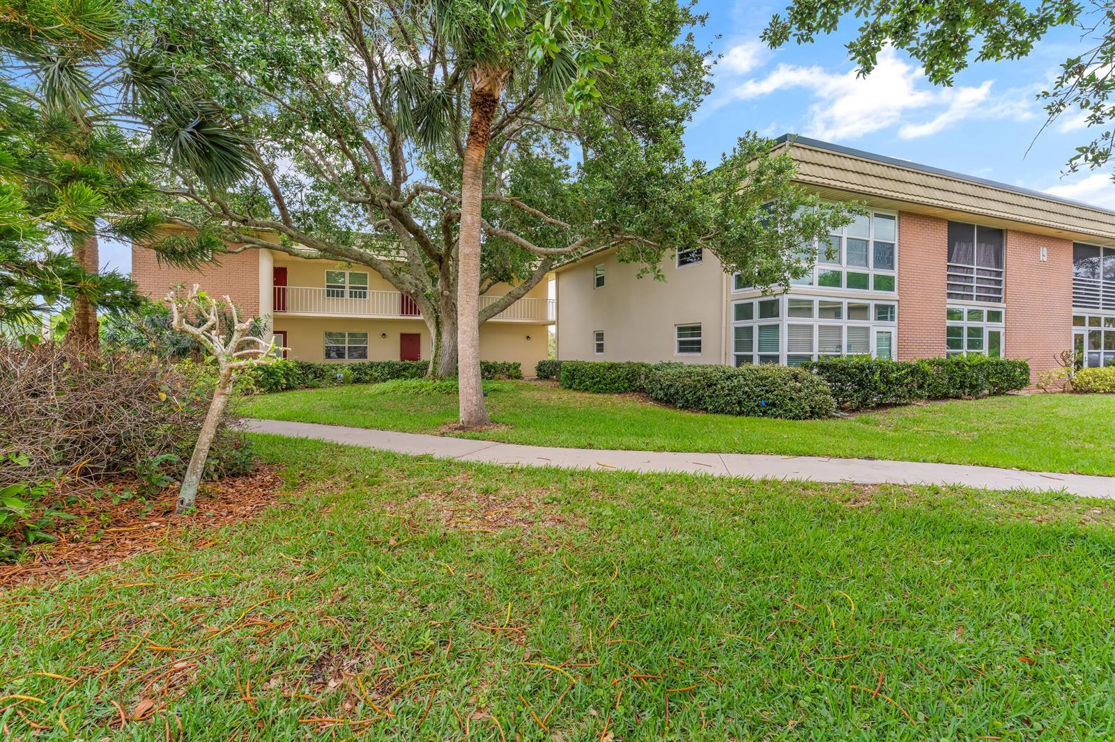 19 Vista Gardens Trail # 106, Vero Beach FL 32962 photo 5