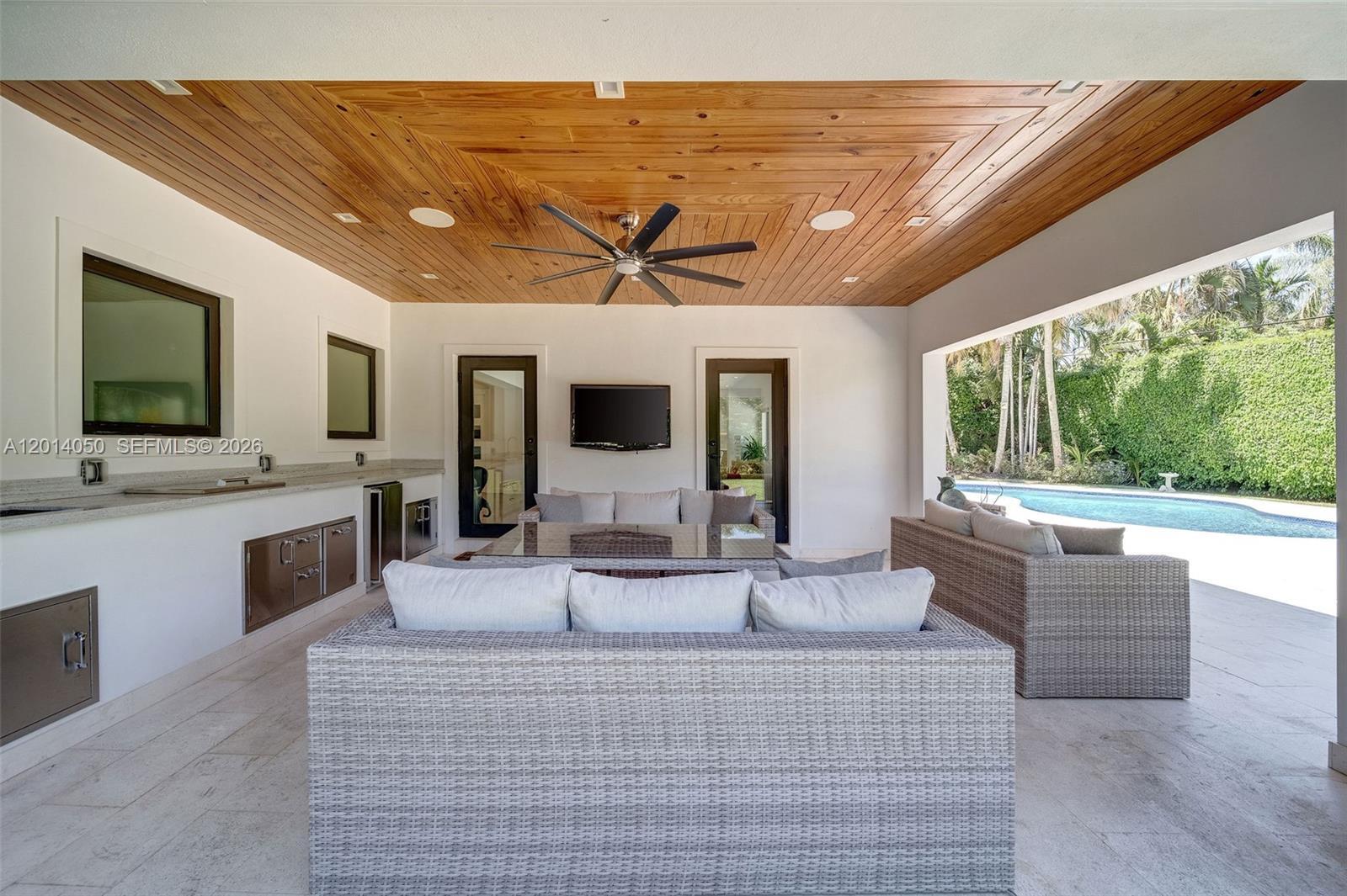 1117 Alfonso Ave, Coral Gables FL 33146 photo 4