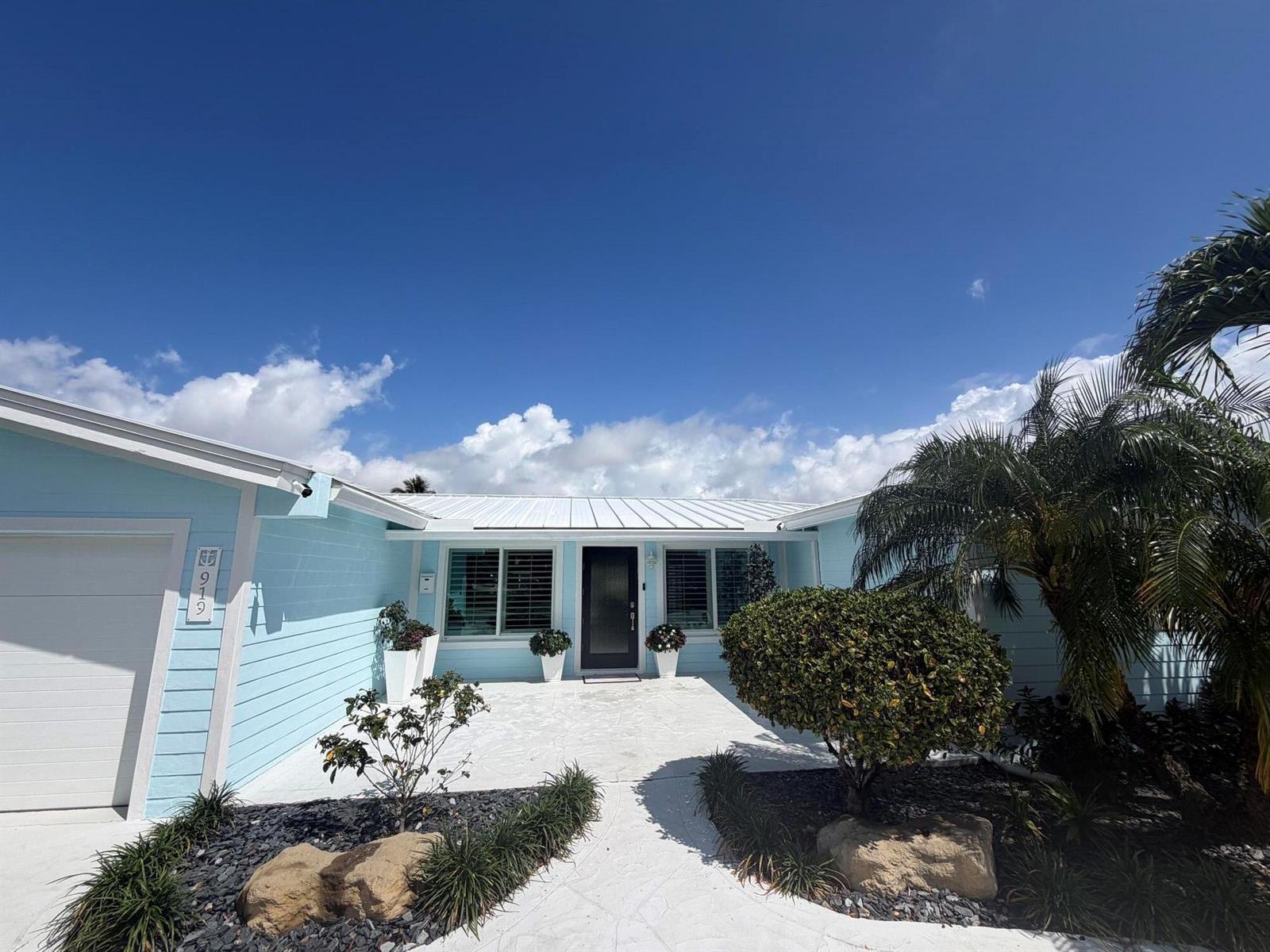 919 SE 10th Street, Pompano Beach FL 33060