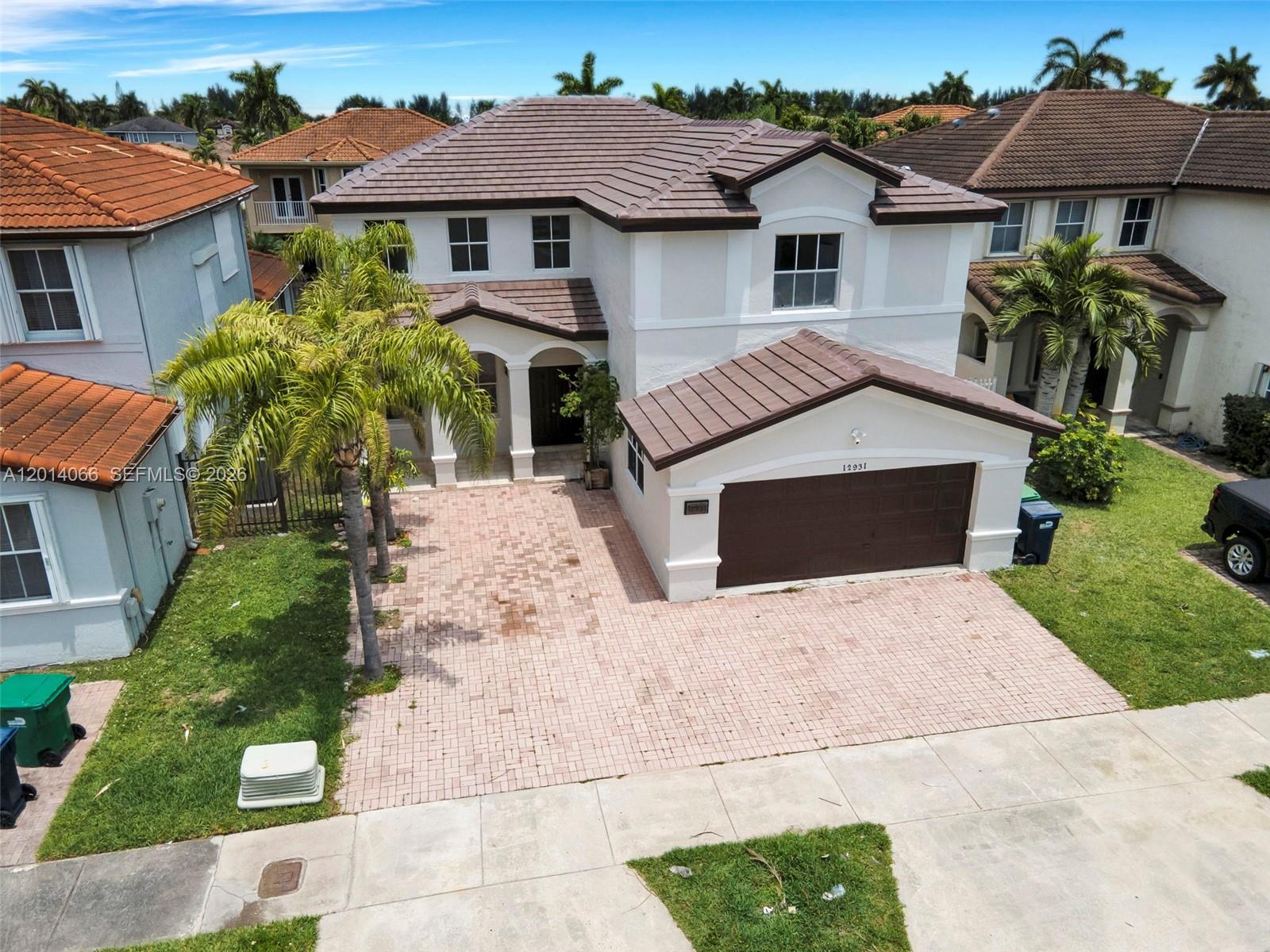 12931 NW 7th Ln, Miami FL 33182 photo 3