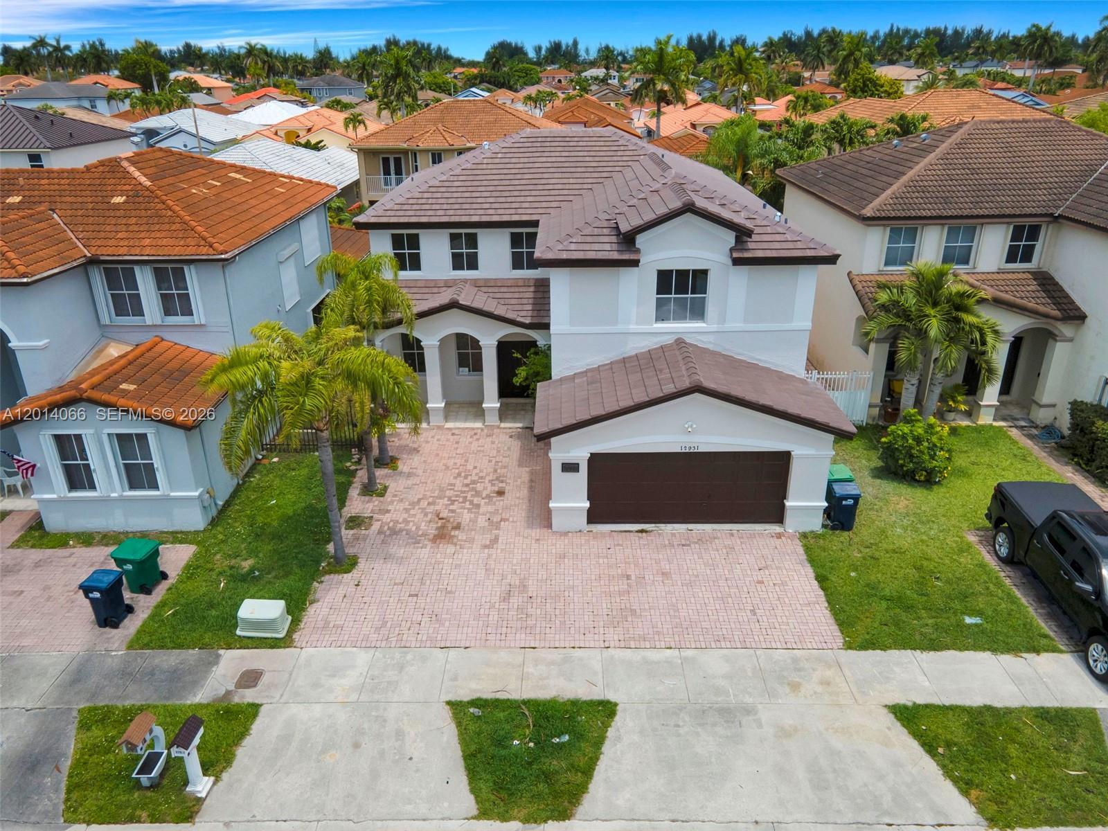 12931 NW 7th Ln, Miami FL 33182 photo 4