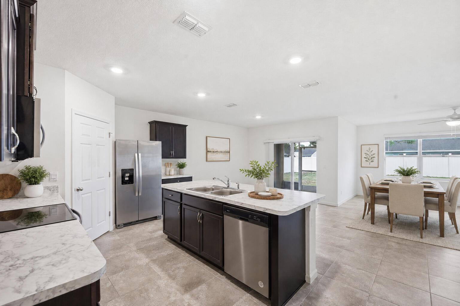 428 SE Fairchild Avenue, Port St. Lucie FL 34984 photo 3