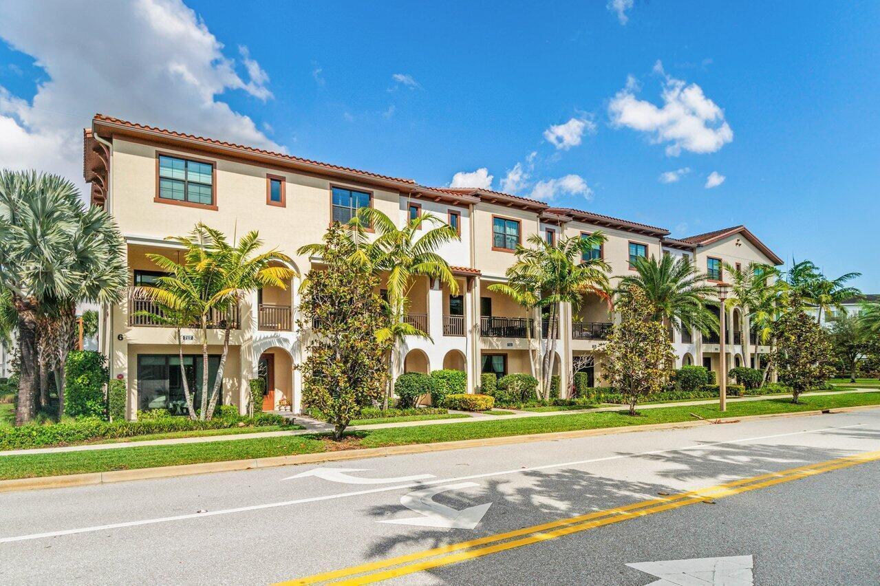 7115 Edison Place, Palm Beach Gardens FL 33418