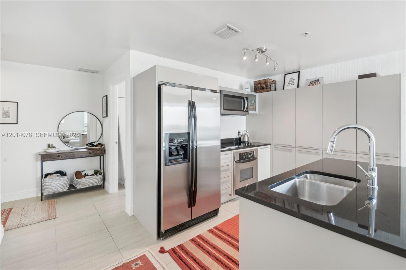 1900 N Bayshore Dr # 1511, Miami FL 33132 photo 5