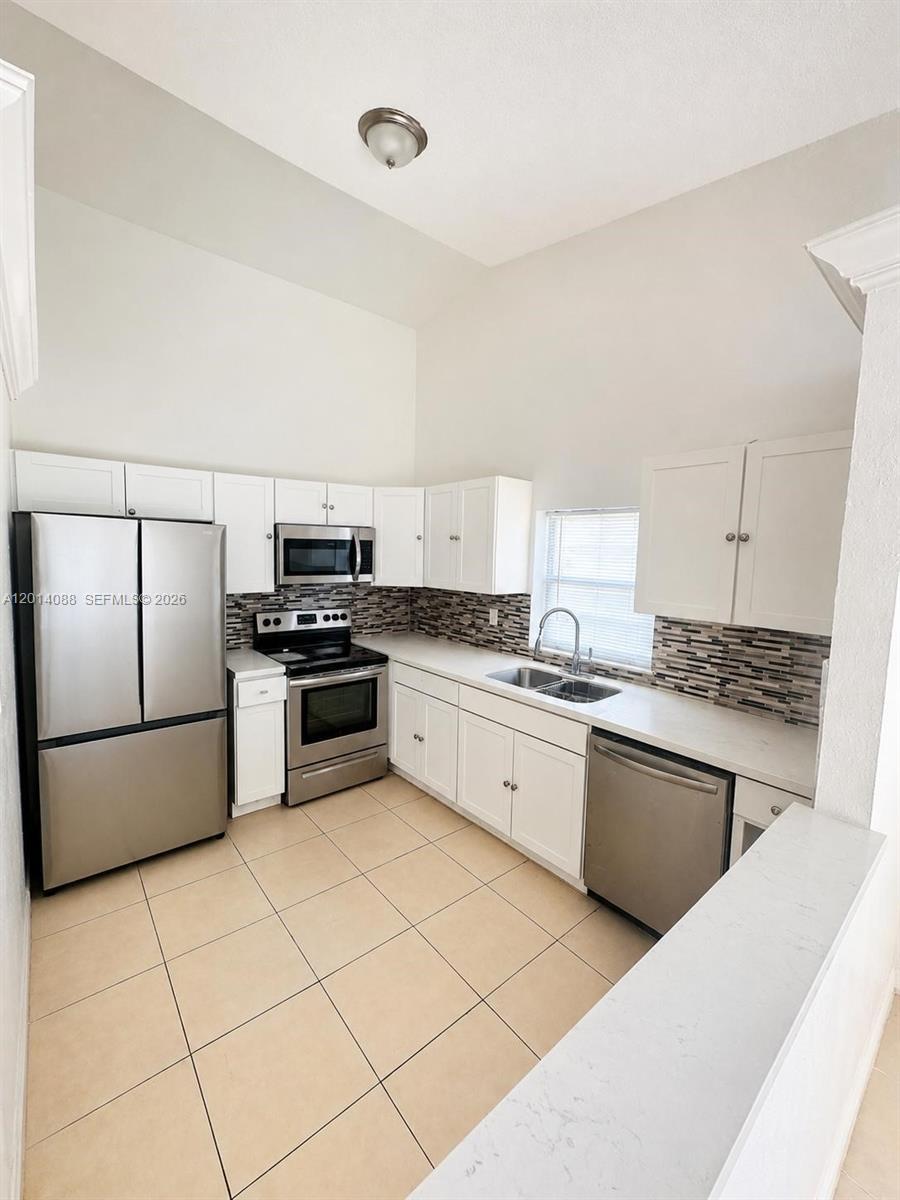 10559 La Placida Dr, Coral Springs FL 33065 photo 5