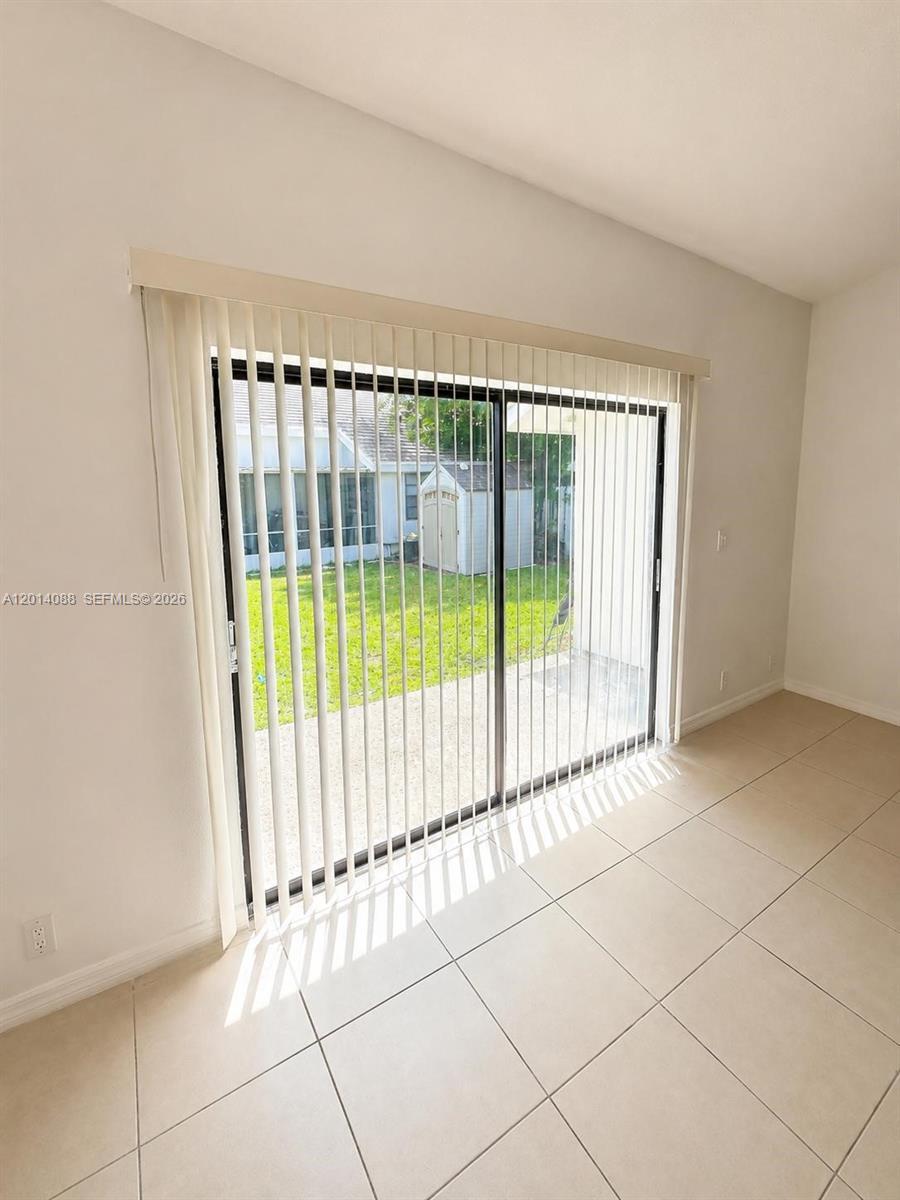 10559 La Placida Dr, Coral Springs FL 33065 photo 4