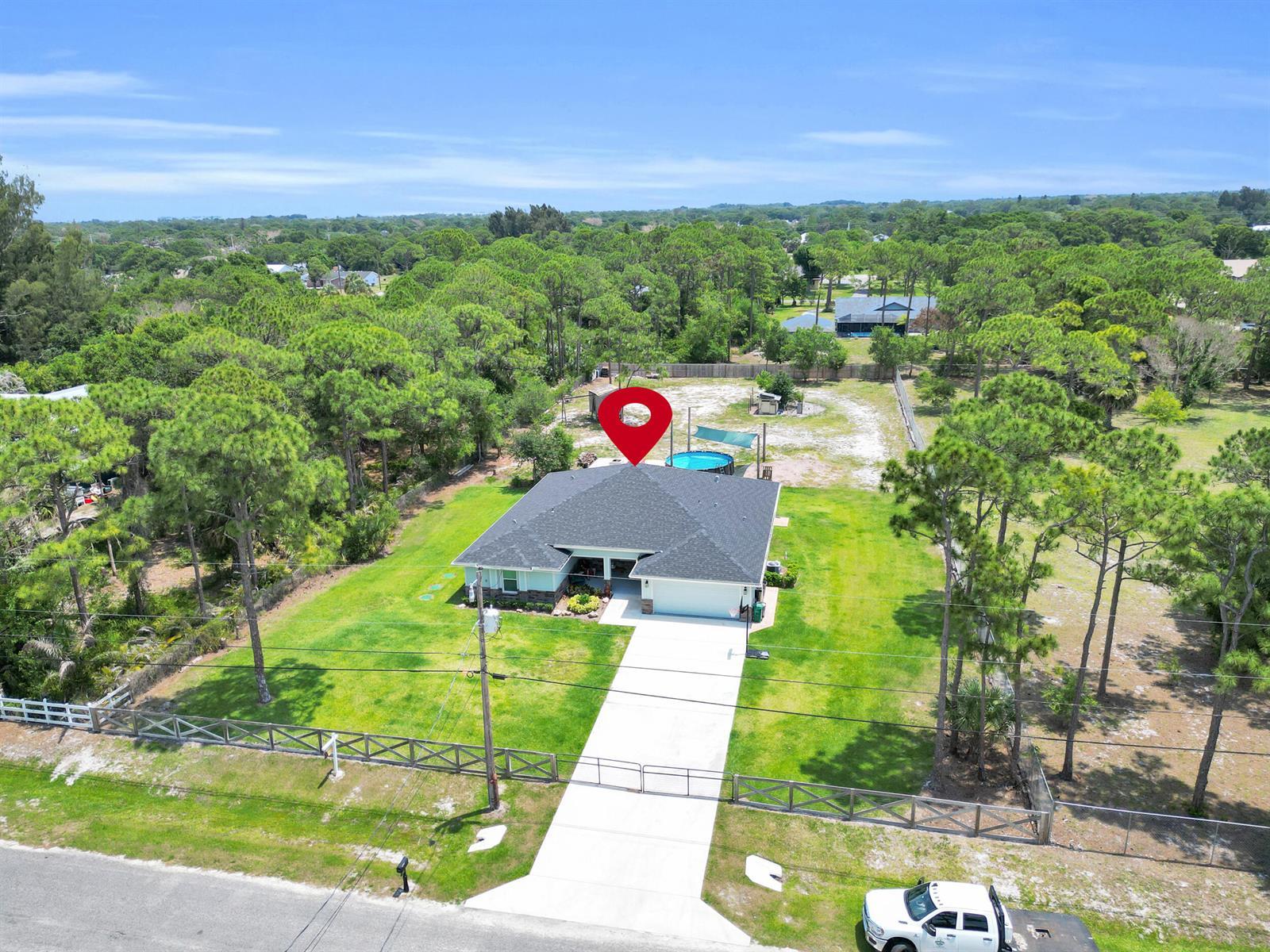 5566 Pinetree Drive, Fort Pierce FL 34982 photo 3