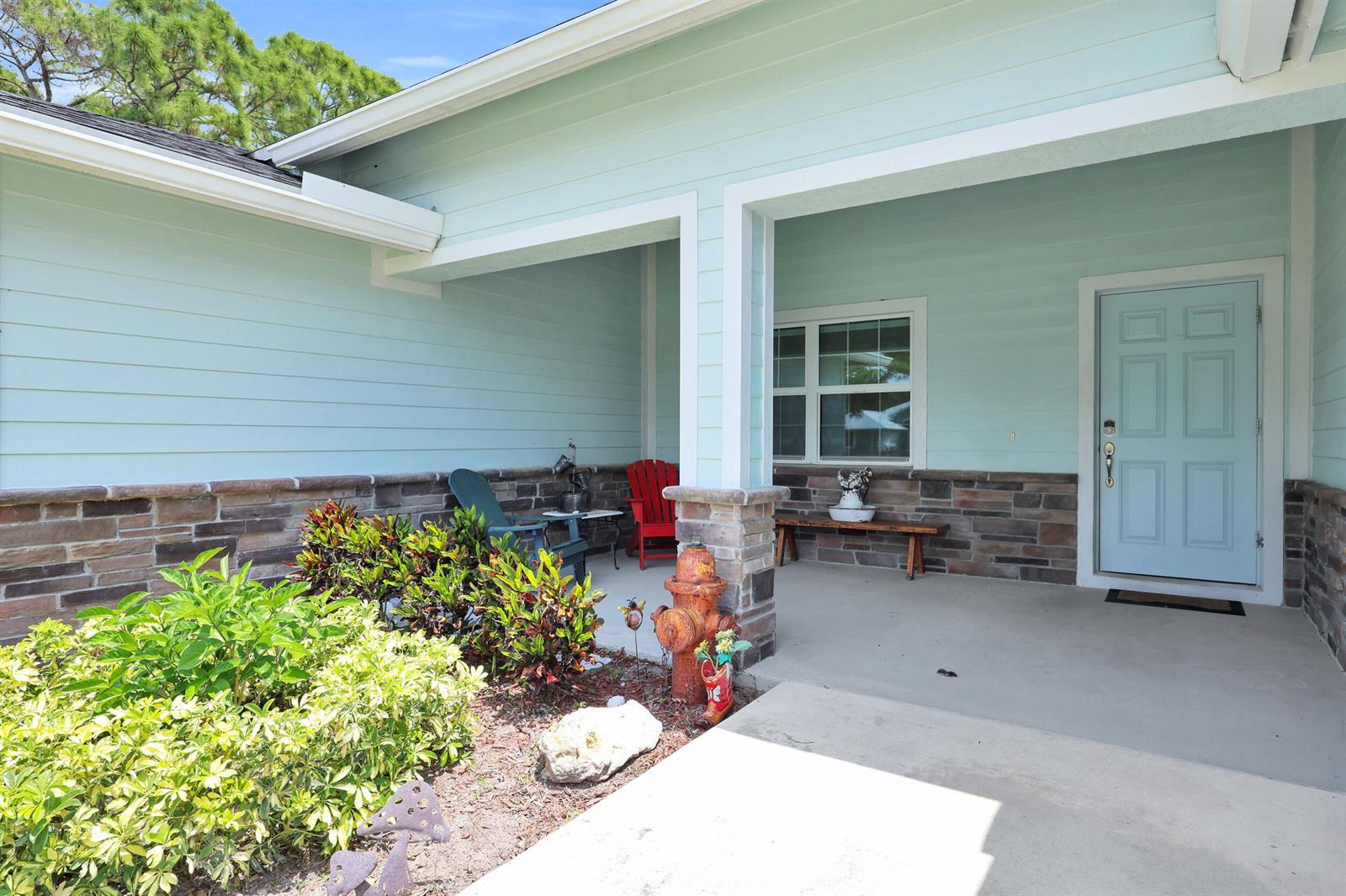 5566 Pinetree Drive, Fort Pierce FL 34982 photo 4