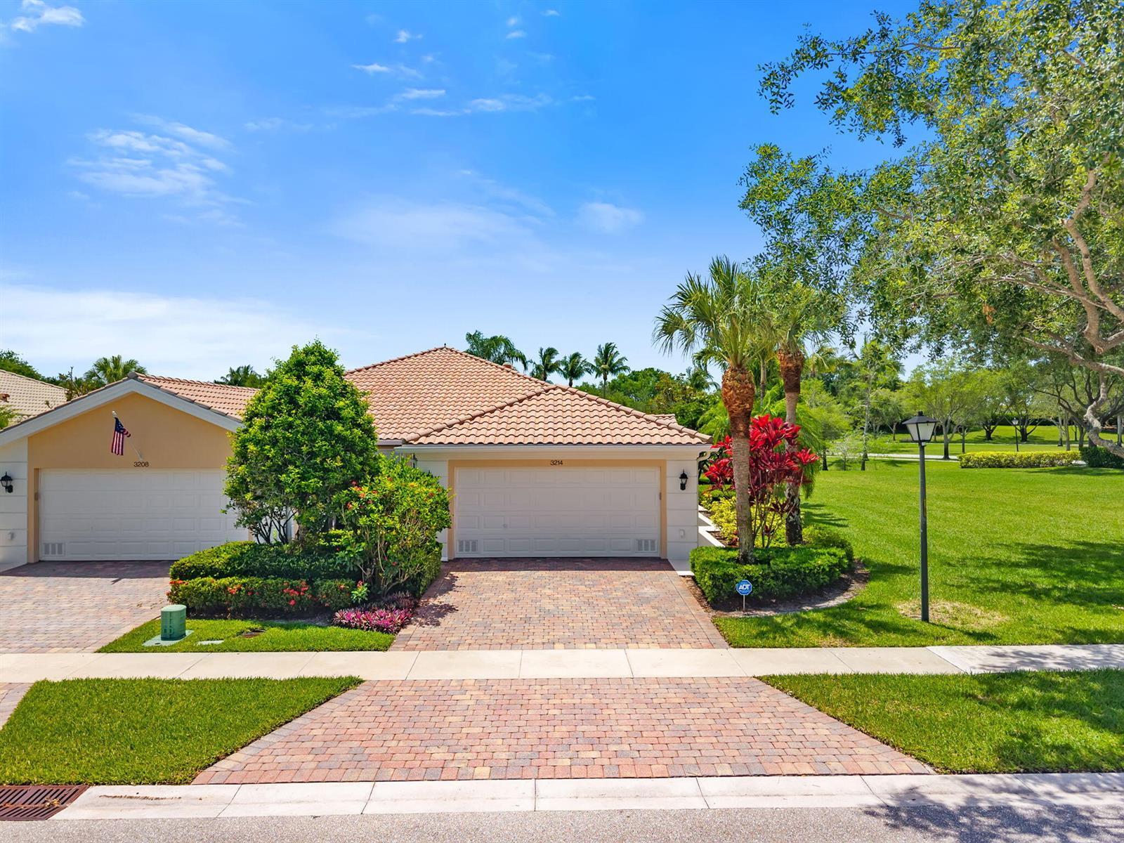 3214 Verdmont Lane, Wellington FL 33414 photo 2