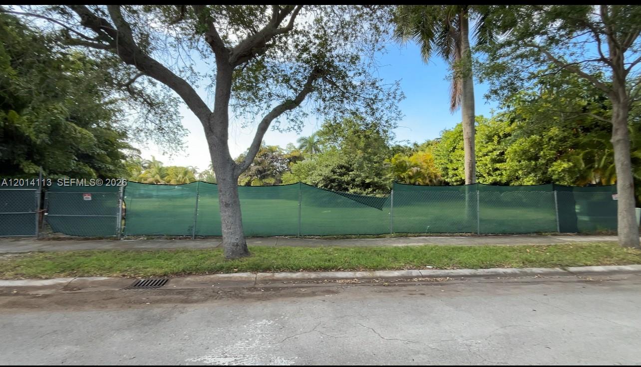 1121 NE 83rd st, Miami FL 33138 photo 4