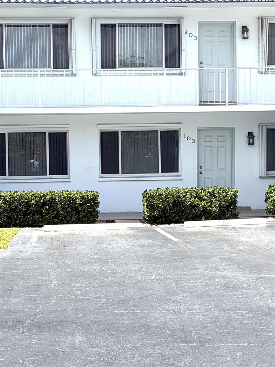 316 Southwind Court # 103, North Palm Beach FL 33408 photo 5