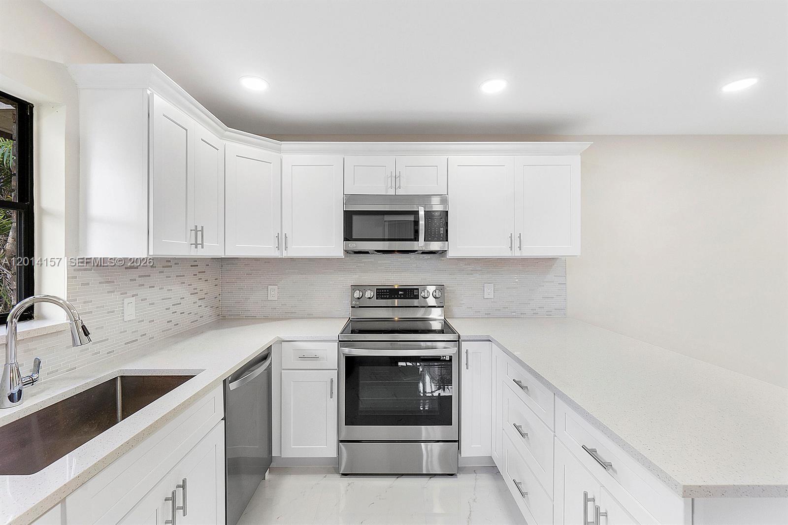 7744 W Courtyard Run W, Boca Raton FL 33433 photo 3