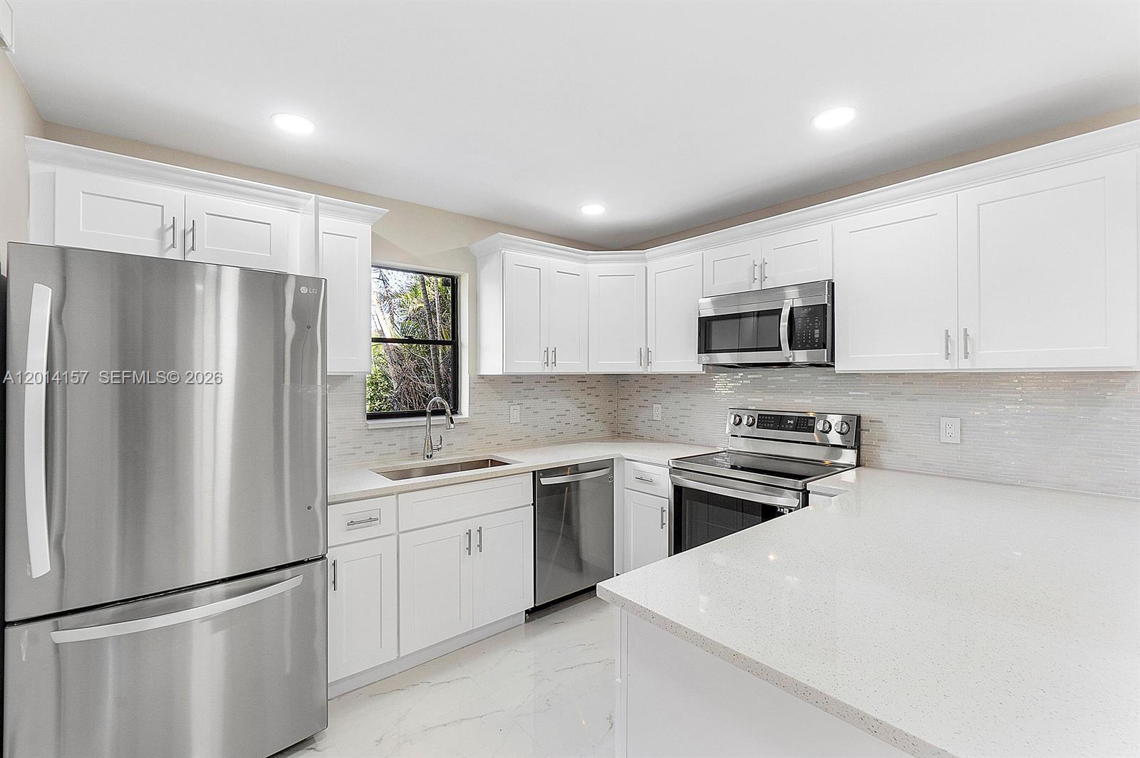 7744 W Courtyard Run W, Boca Raton FL 33433