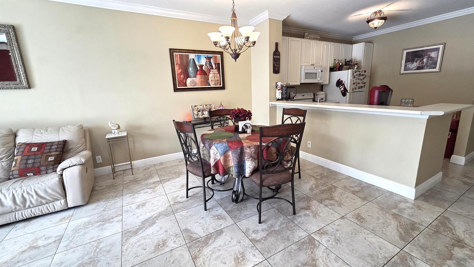 9664 Porta Leona Lane, Boynton Beach FL 33472 photo 5