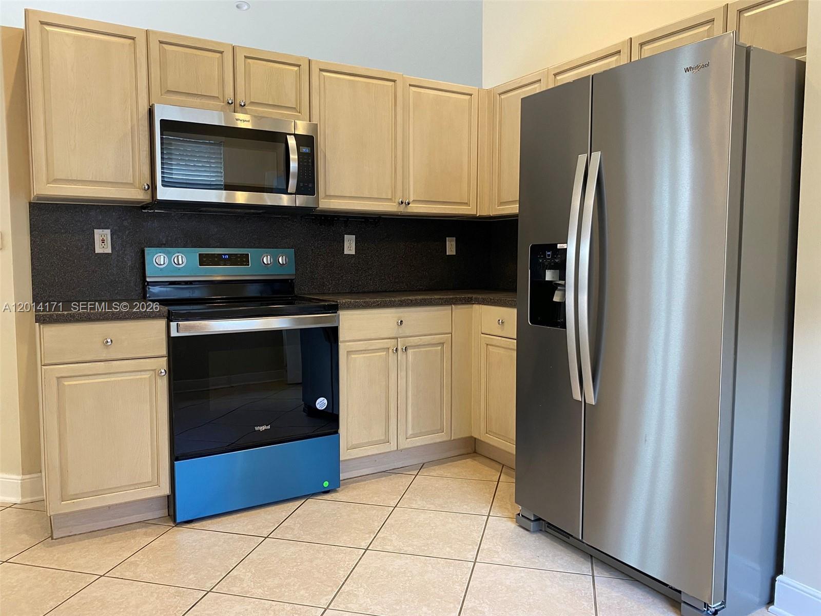 1210 S 13th Ave, Hollywood FL 33019 photo 5