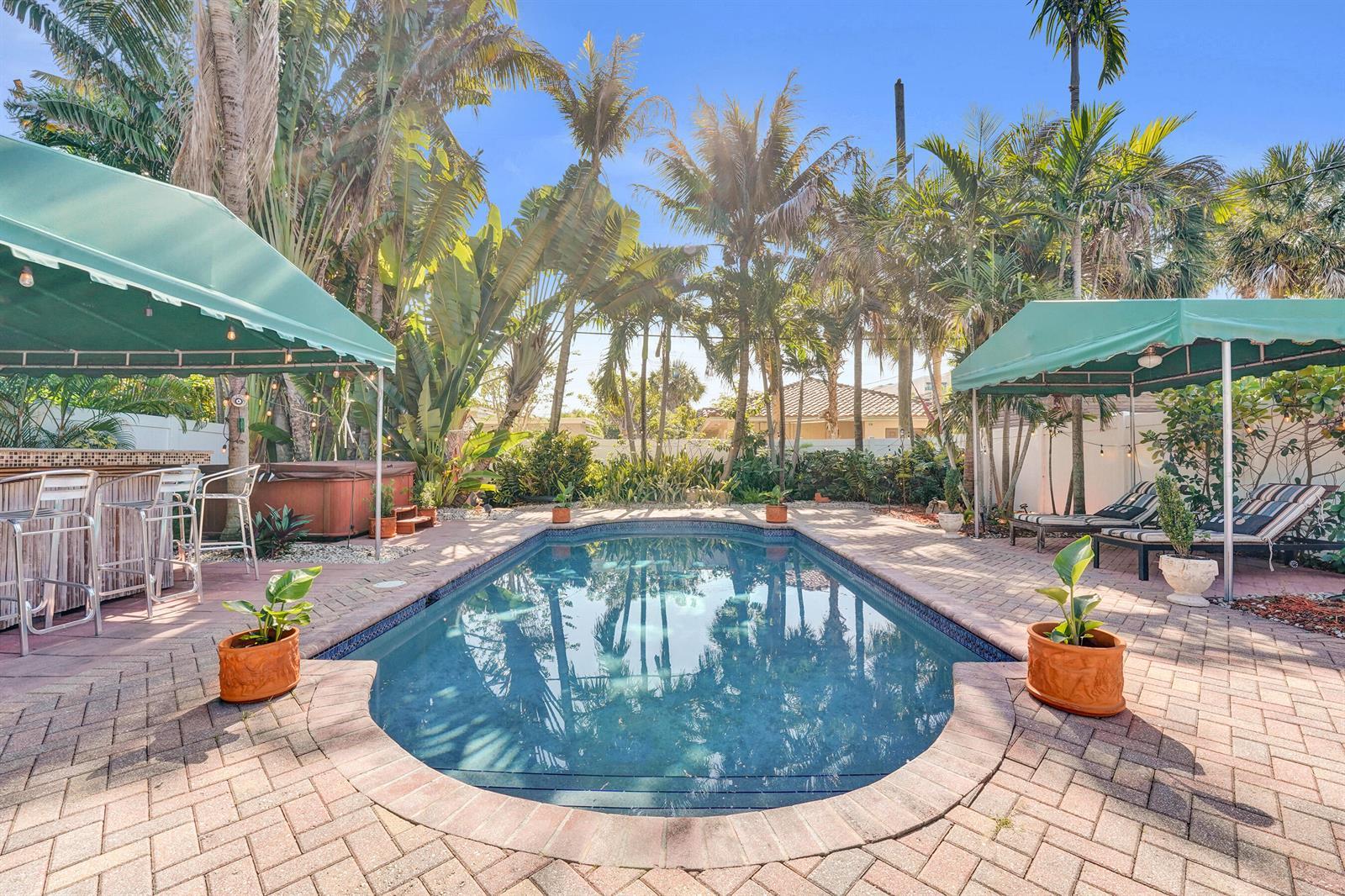 1036 NE 9th Avenue, Fort Lauderdale FL 33304 photo 2