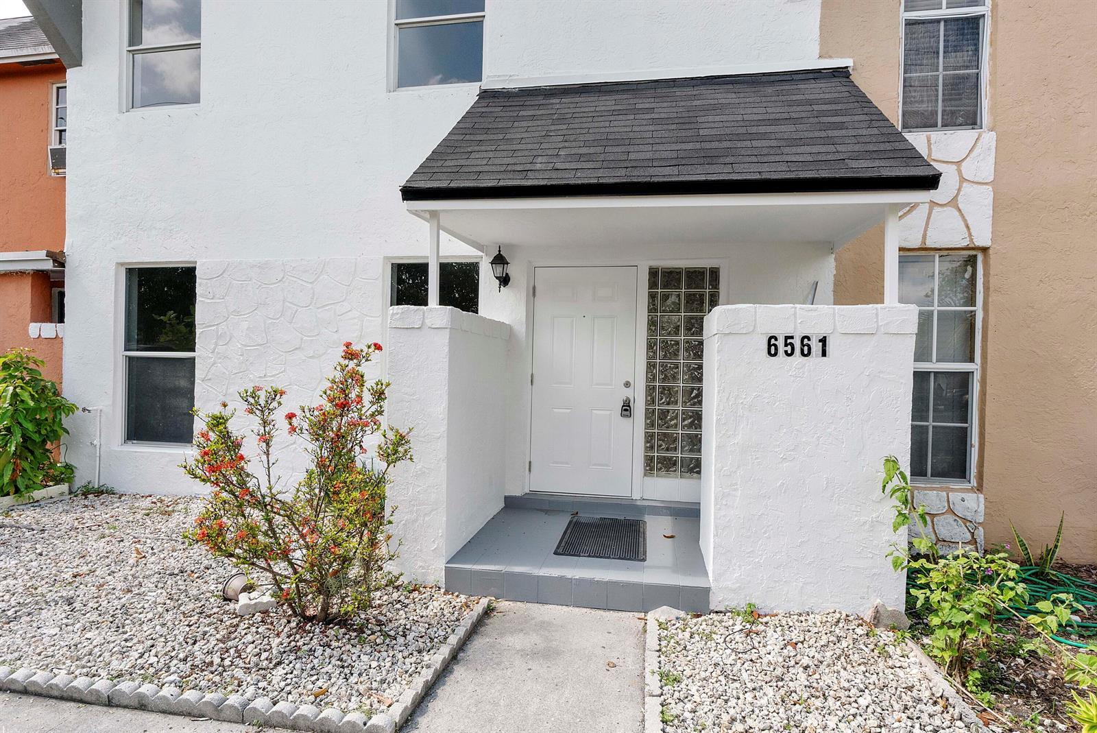 6561 Boulevard Of Champions, North Lauderdale FL 33068 photo 3