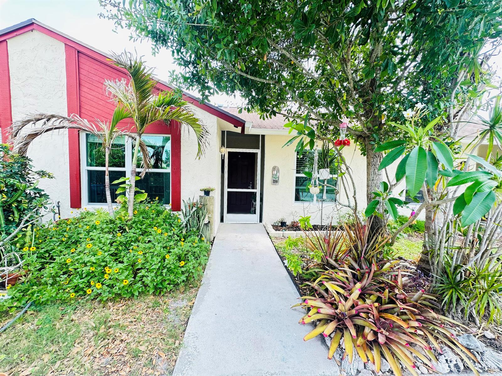 226 Palmetto Court, Jupiter FL 33458