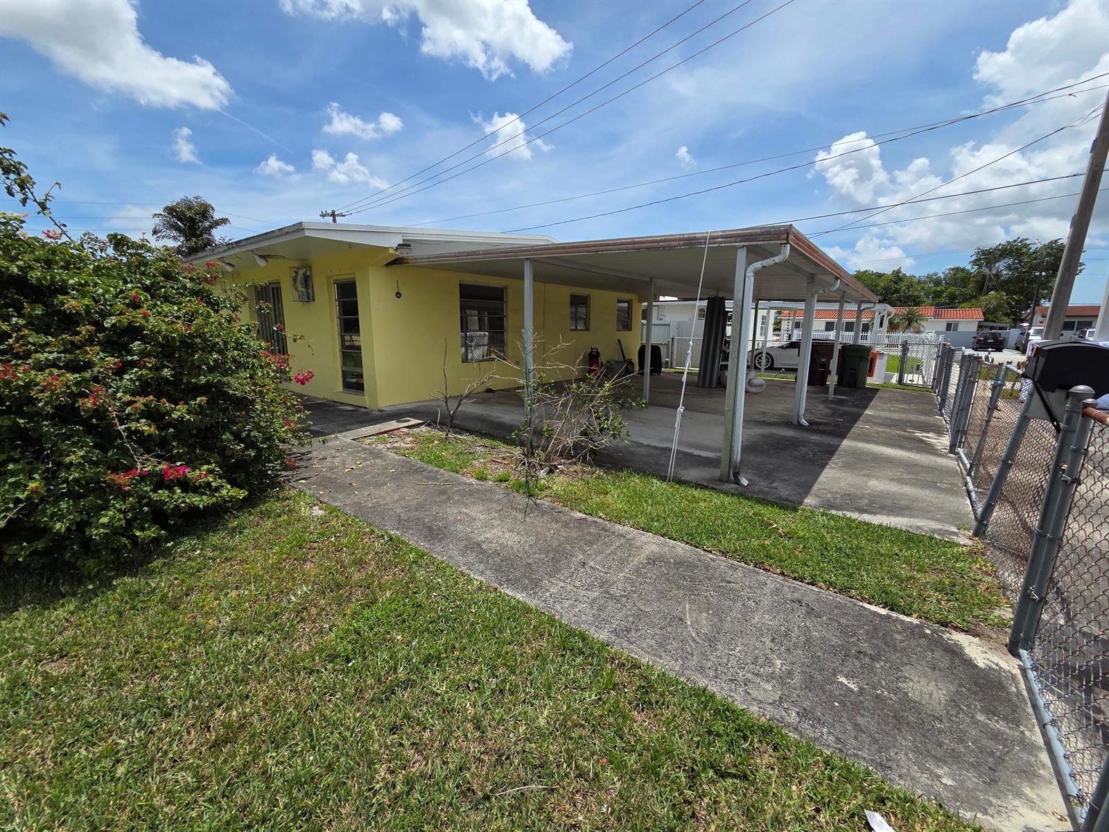 6495 W 2nd Court, Hialeah FL 33012 photo 2