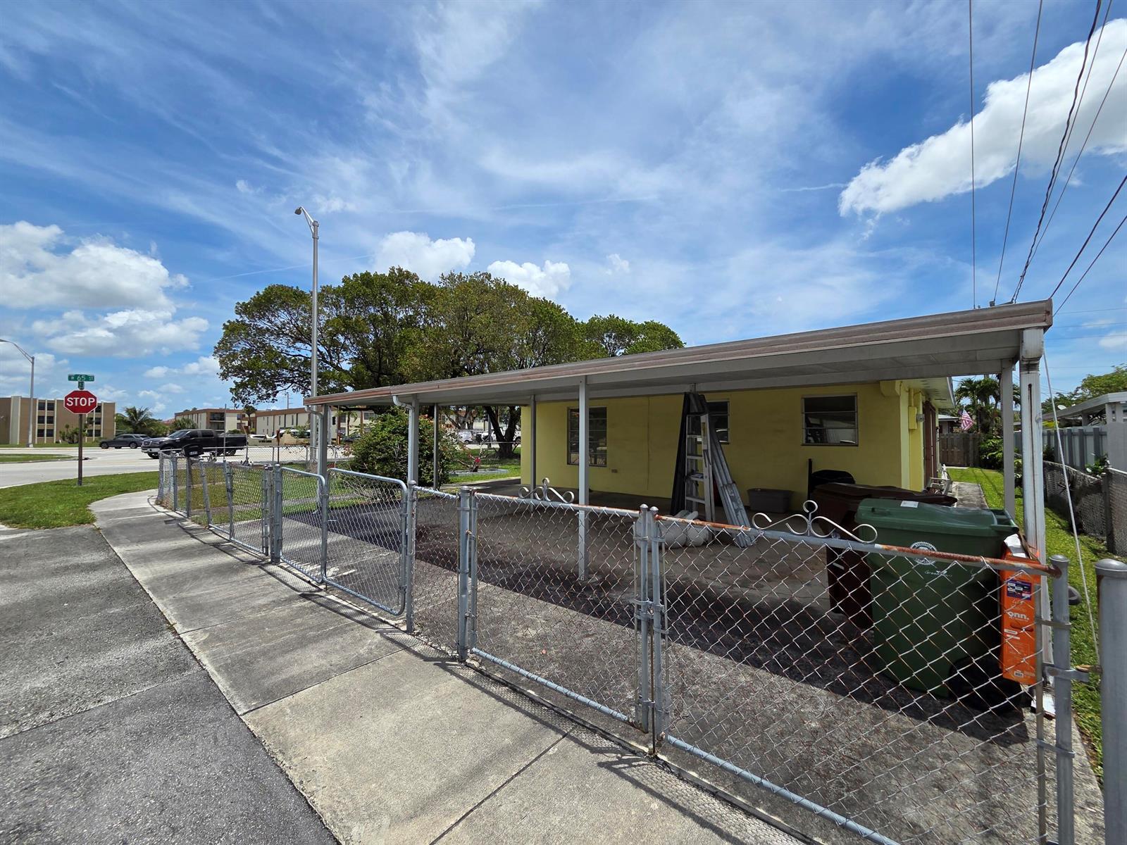 6495 W 2nd Court, Hialeah FL 33012 photo 3